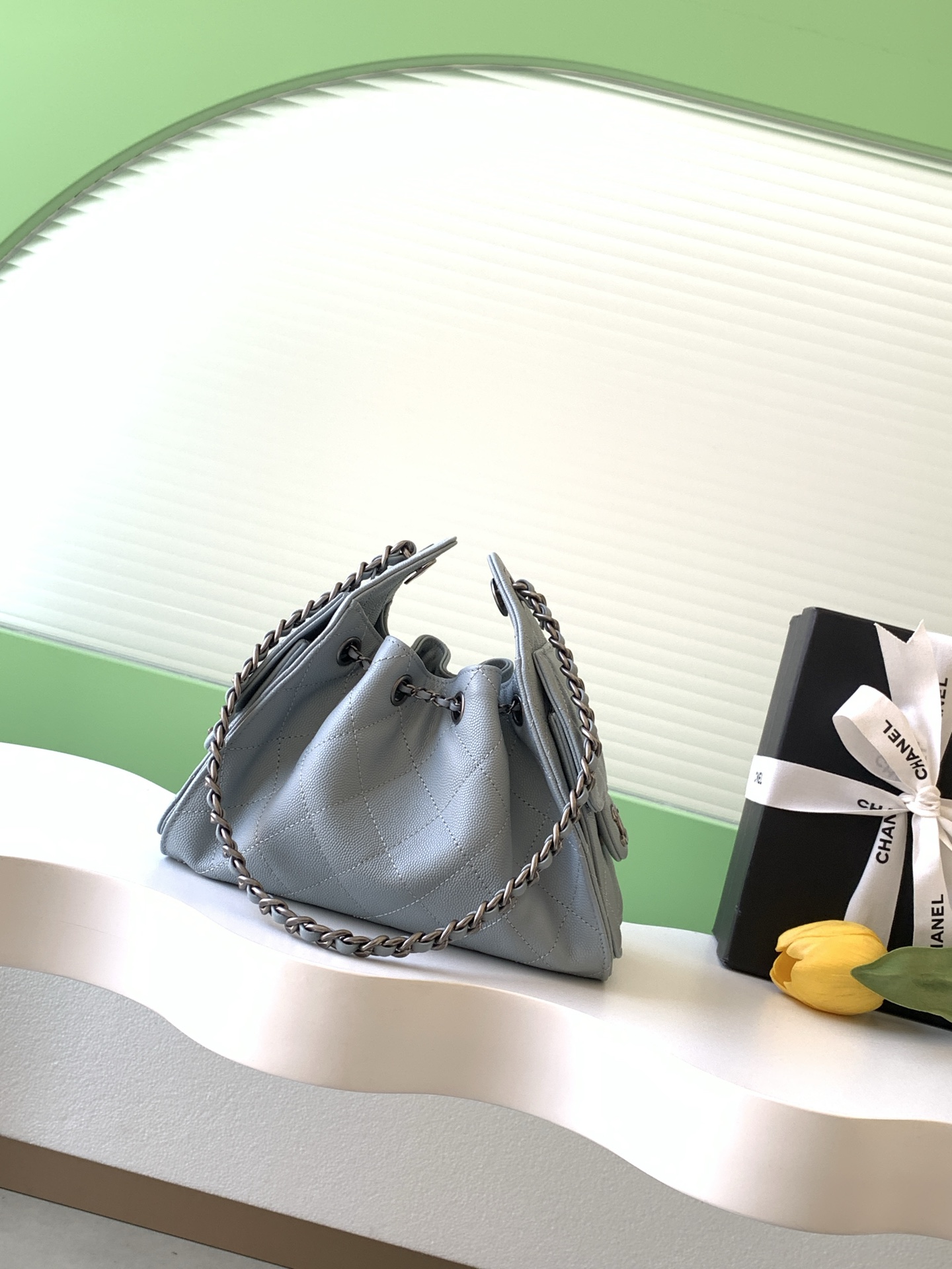 Chanel Bucket Bag L-s