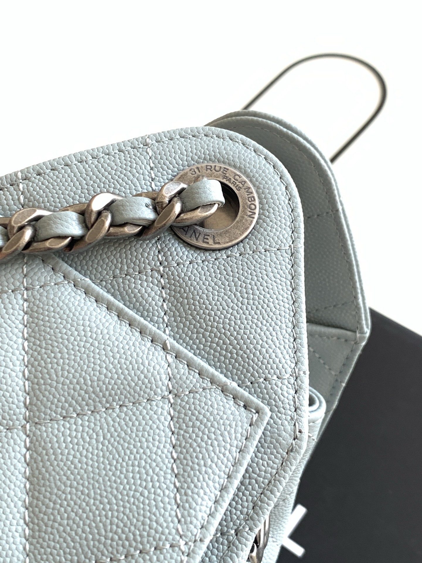 Chanel Bucket Bag L-s