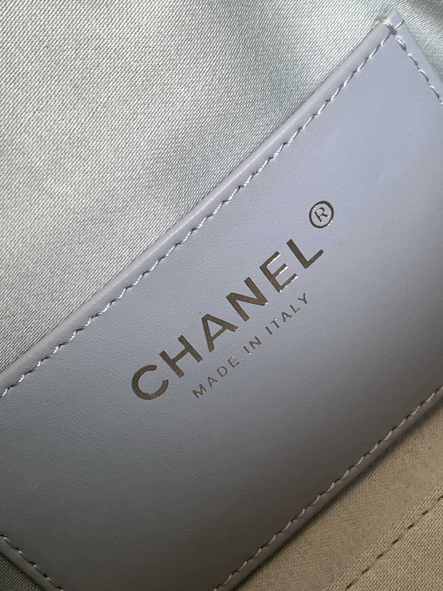 Chanel Bucket Bag L-s