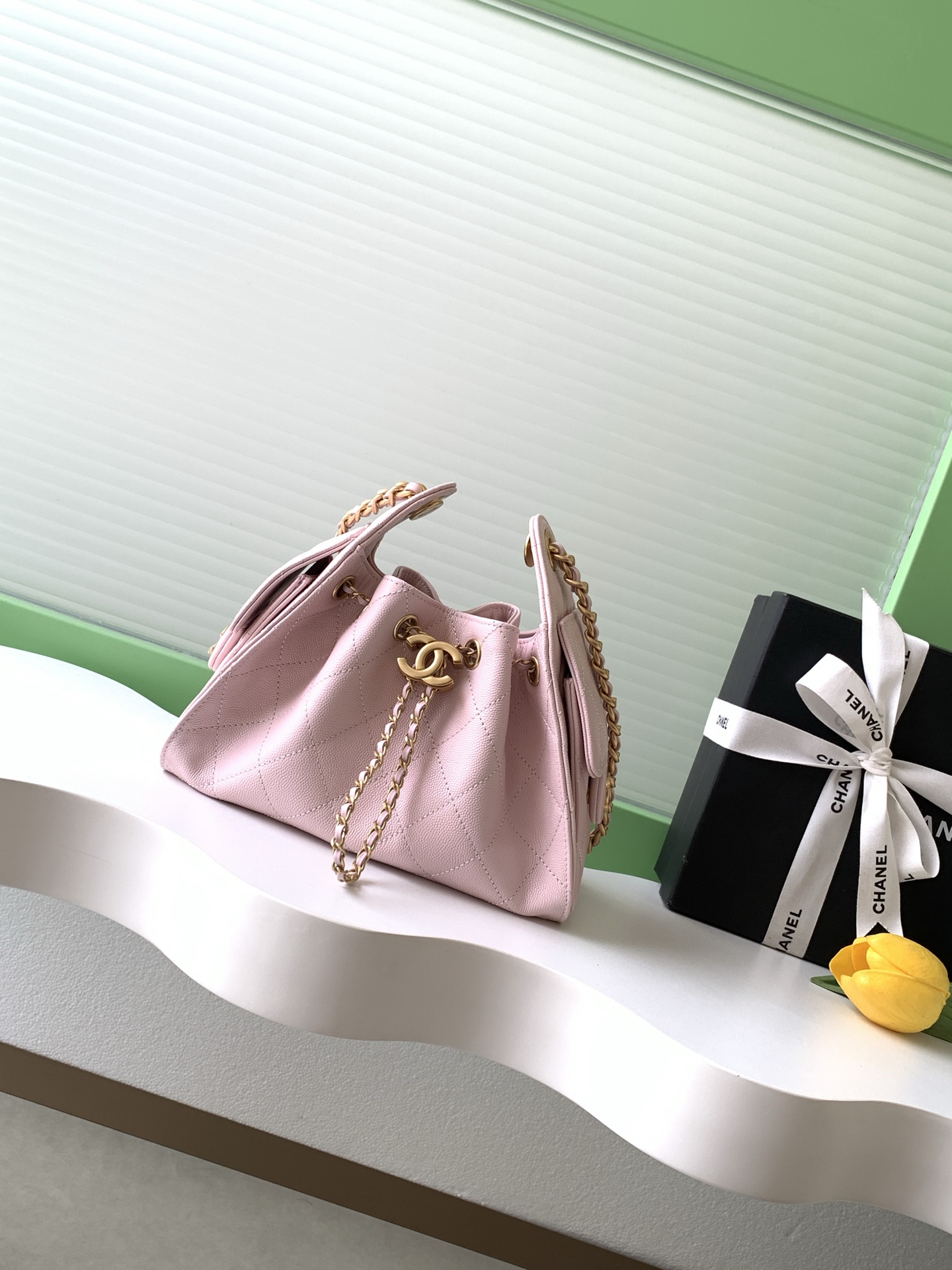 Chanel Bucket Bag L-s