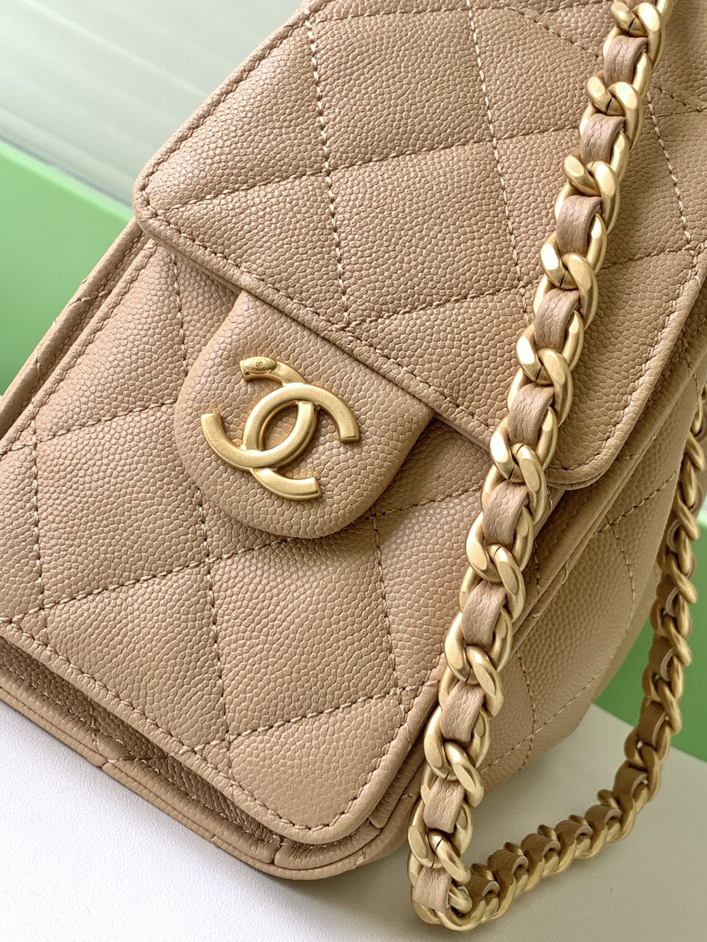 Chanel Bucket Bag L-s