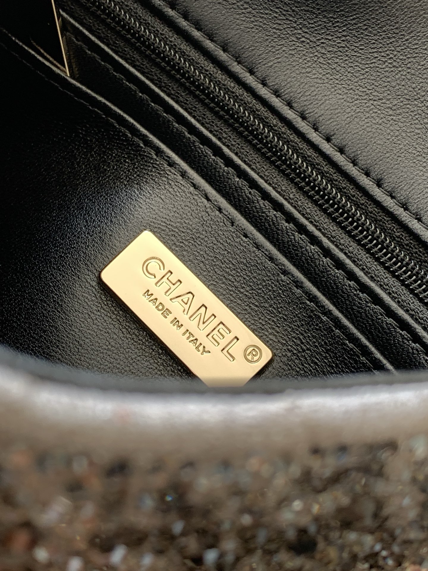 Chanel Clutch Bag Gold L-s