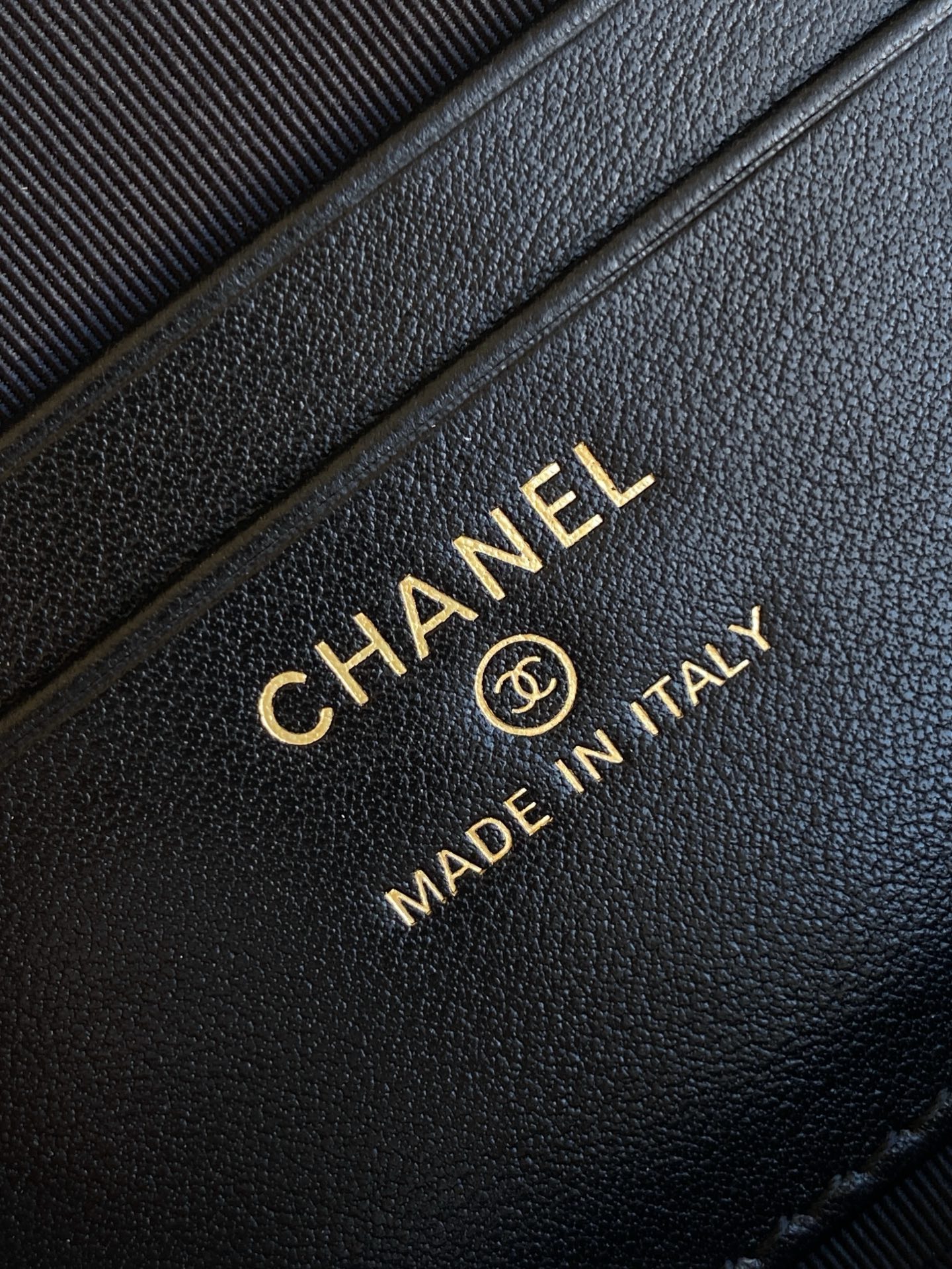 Chanel Basic Bag Sheepskin Gold L