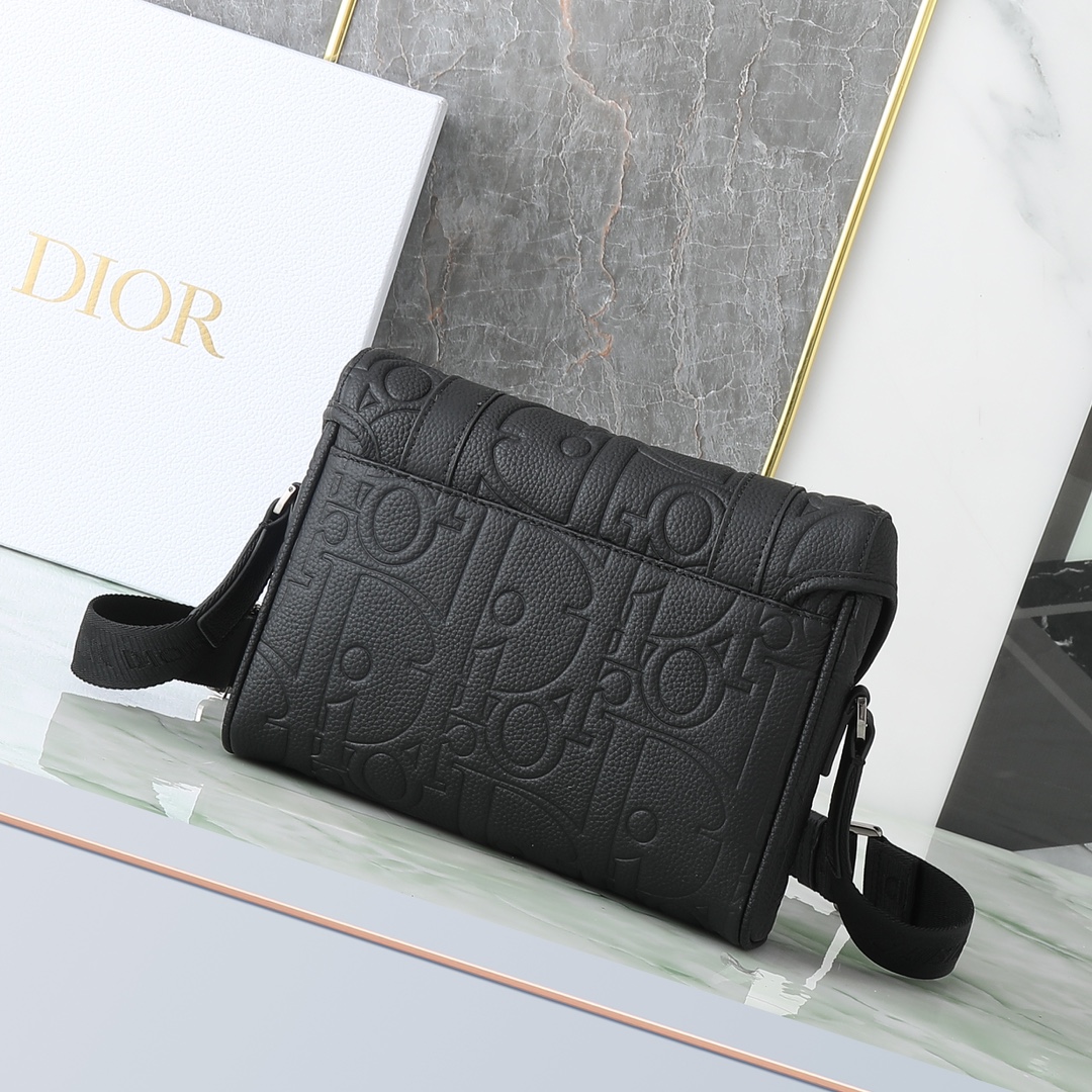 Dior Messenger Bag Cow Leather Black L-s-333l