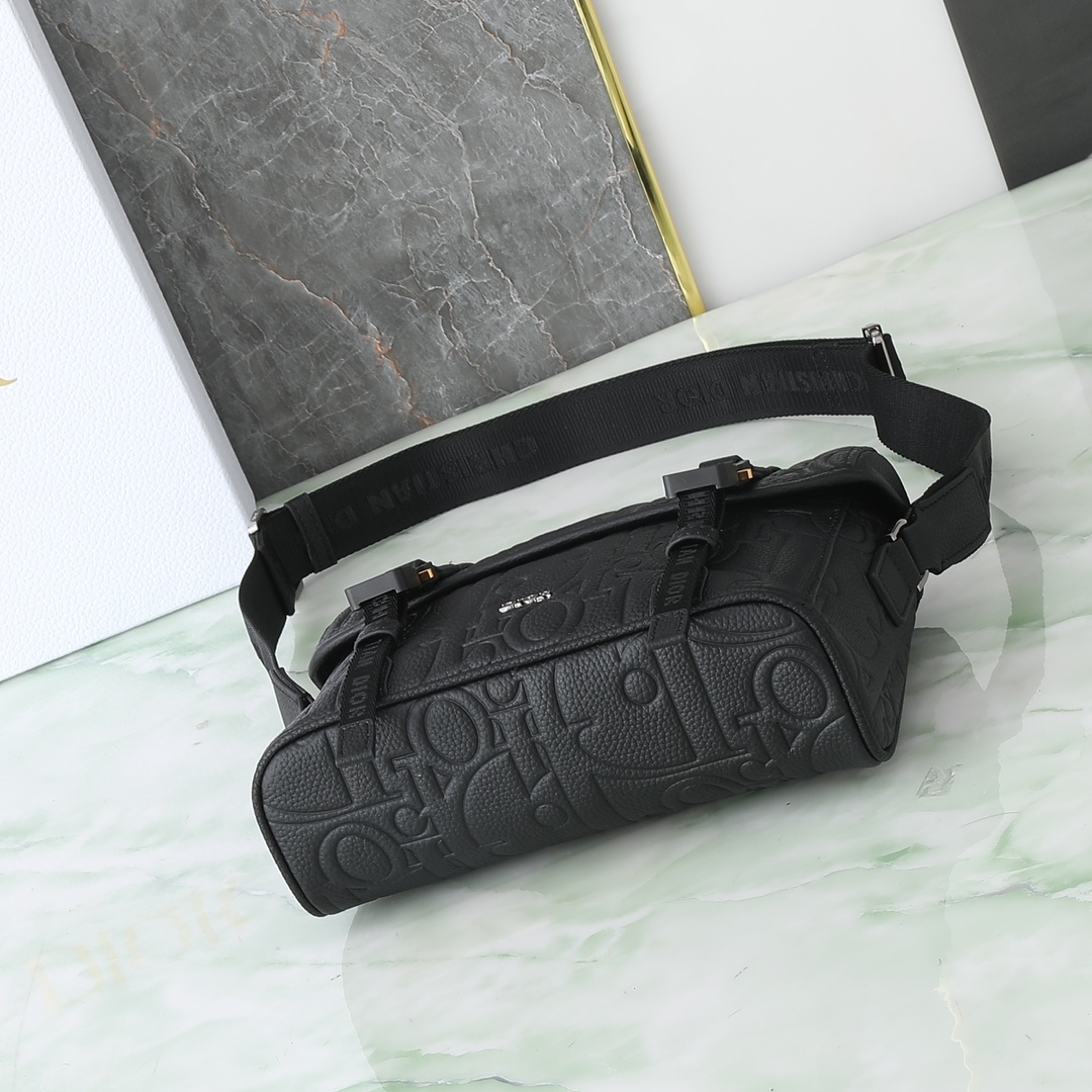 Dior Messenger Bag Cow Leather Black L-s-333l