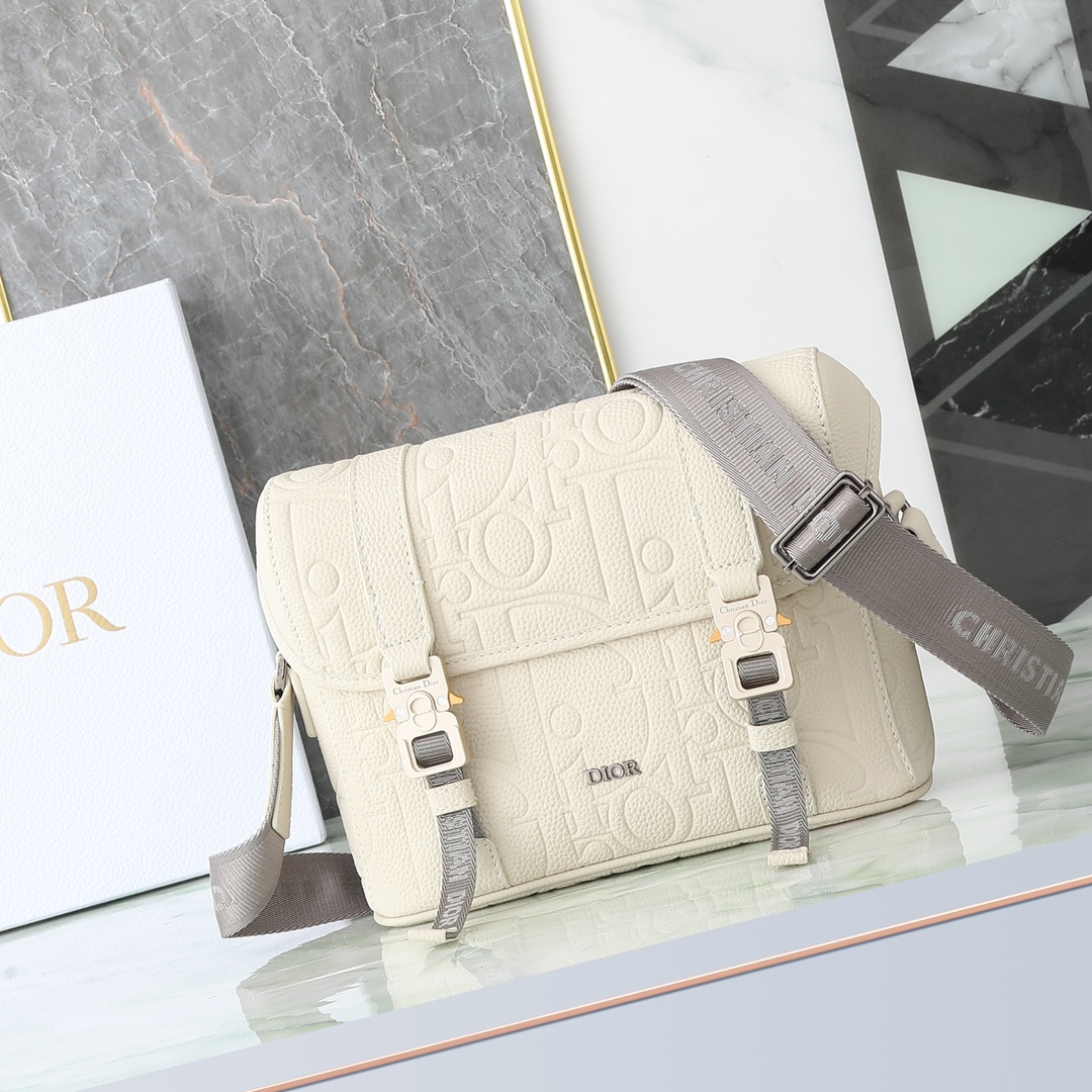 Dior Messenger Bag Cow Leather Beige L-s-333l