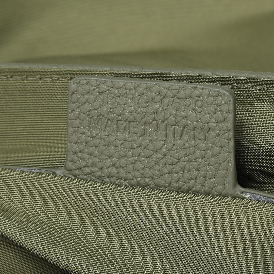 Dior Messenger Bag Cow Leather L-s-333l