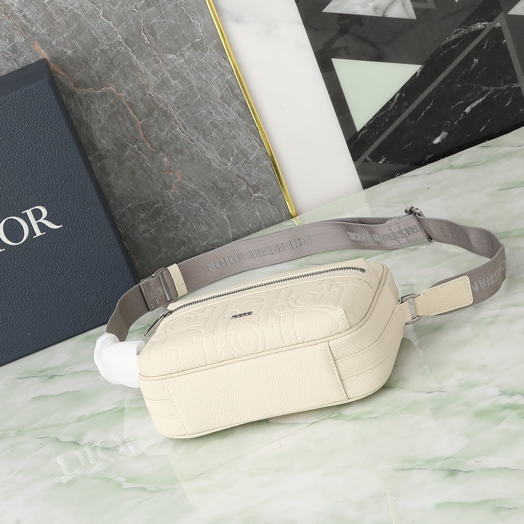 Dior Messenger Bag Cow Leather Beige L-s-340l