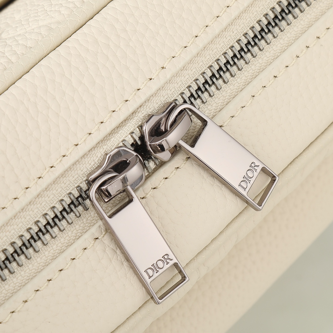 Dior Messenger Bag Cow Leather Beige L-s-340l