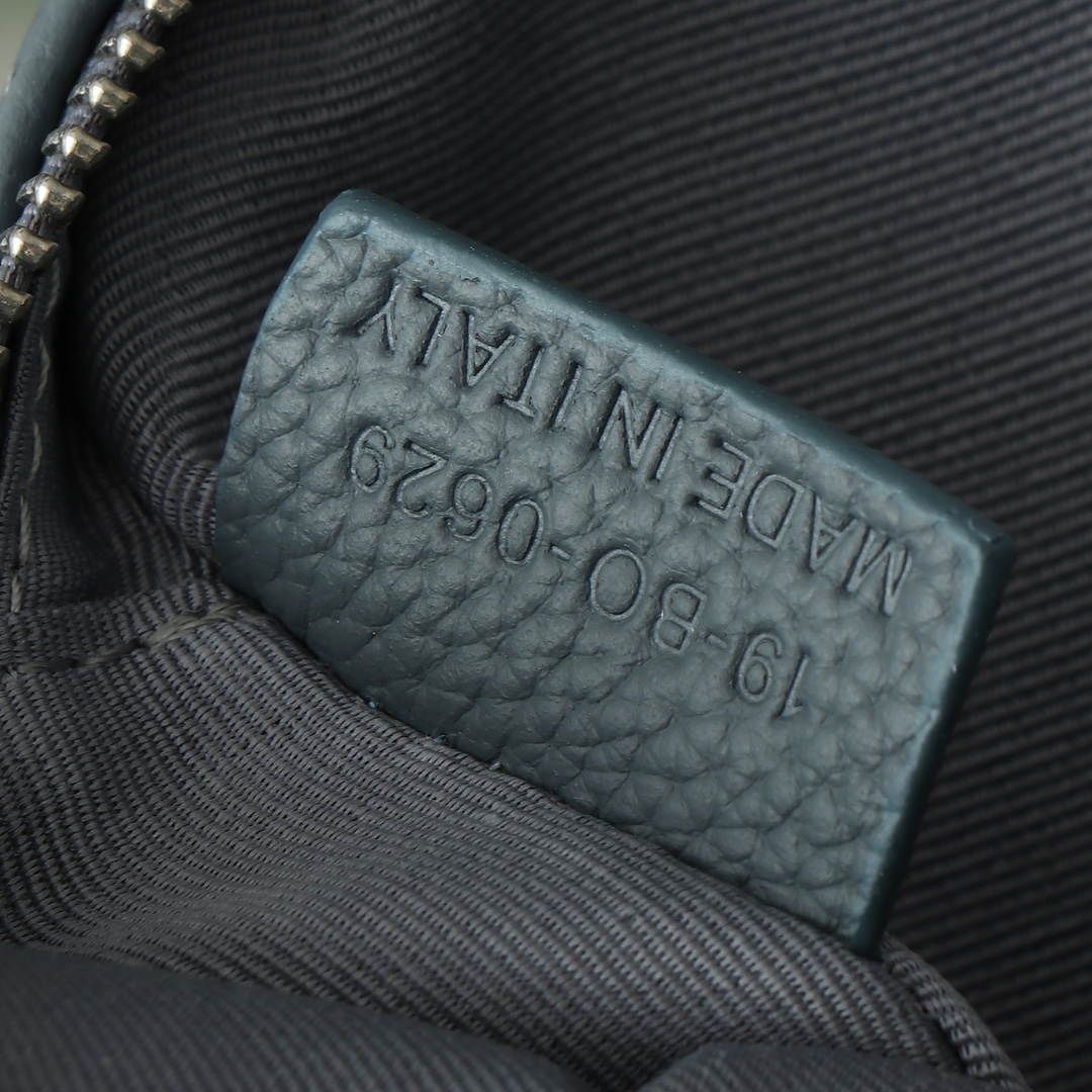 Dior Clutch Bag Cow Leather Gray L-s-276l