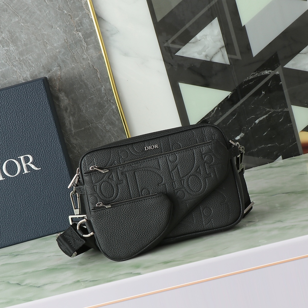 Dior Clutch Bag Cow Leather Black L-s-276l
