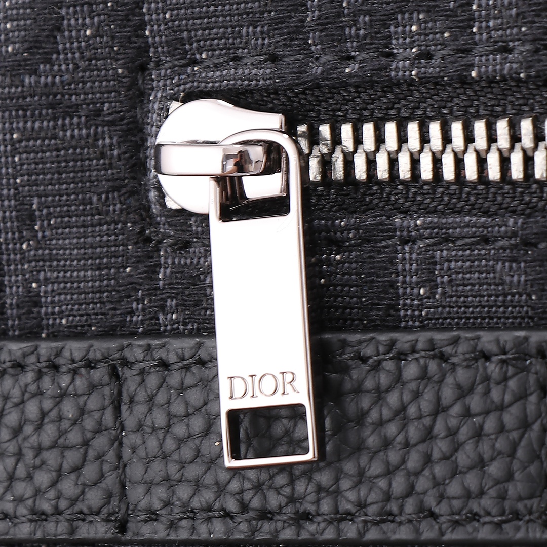 Dior Basic Bag Cow Leather Black L-s