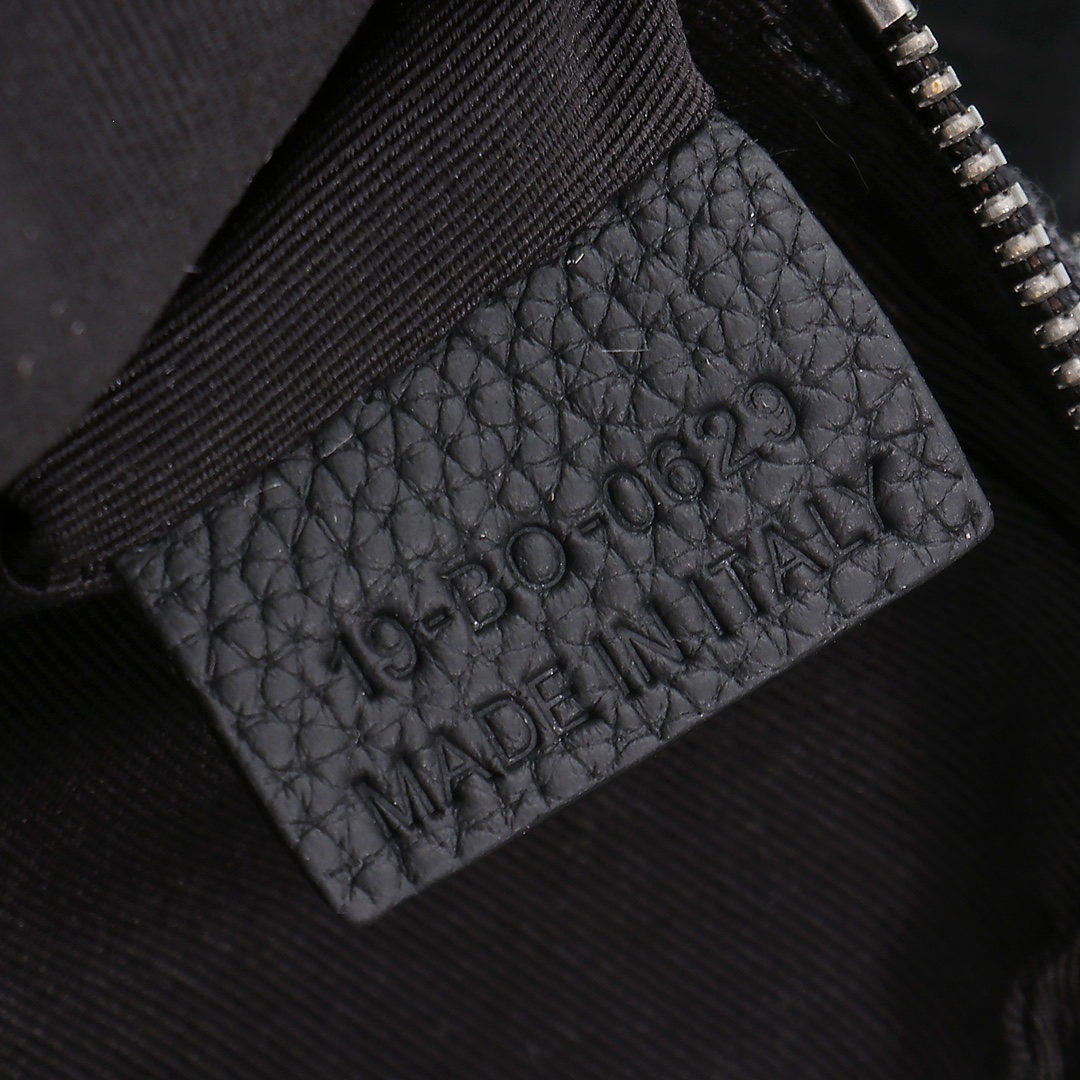 Dior Basic Bag Cow Leather Black L-s