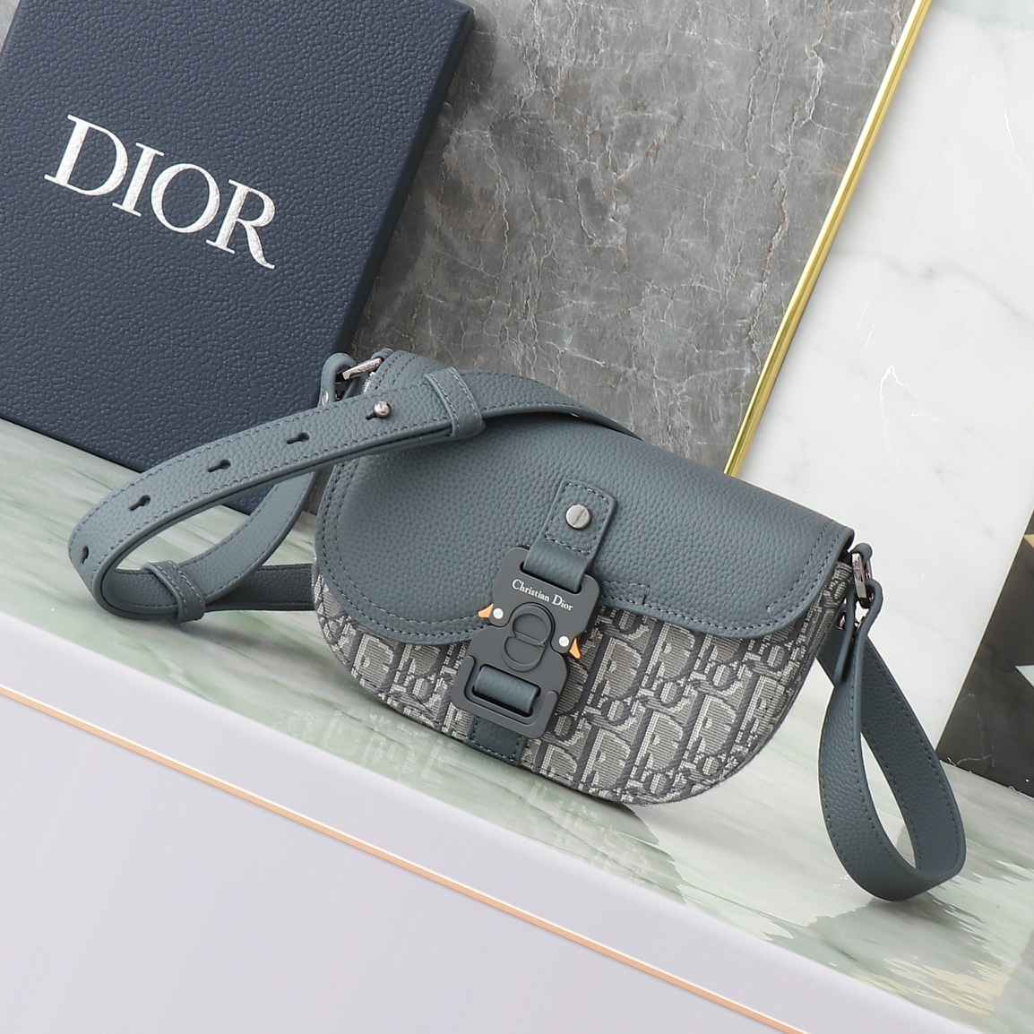 Dior Messenger Bag Cow Leather Gray Mini Size L-s