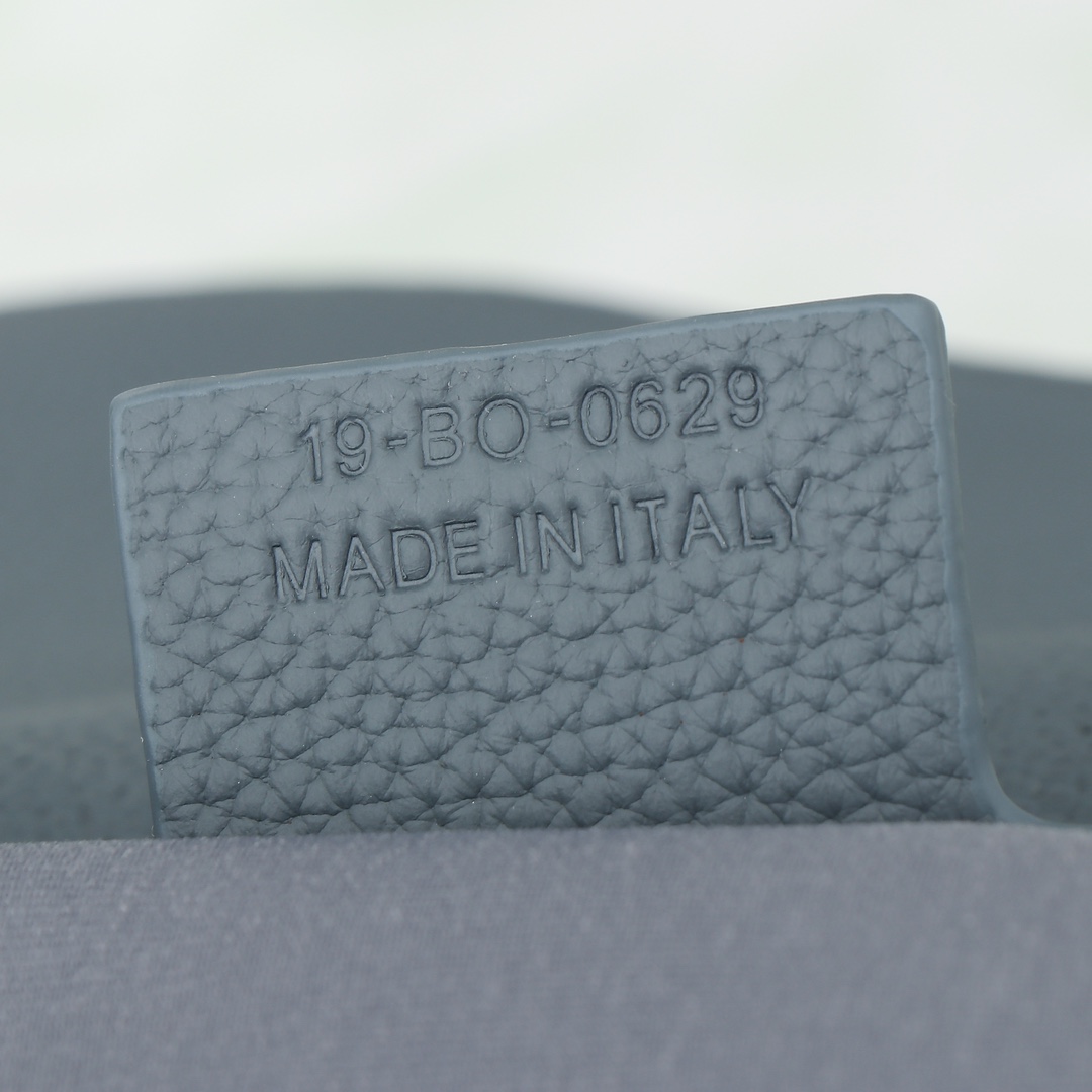 Dior Messenger Bag Cow Leather Gray L-s