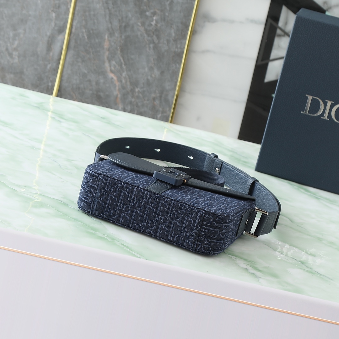 Dior Messenger Bag Cow Leather Blue L-s