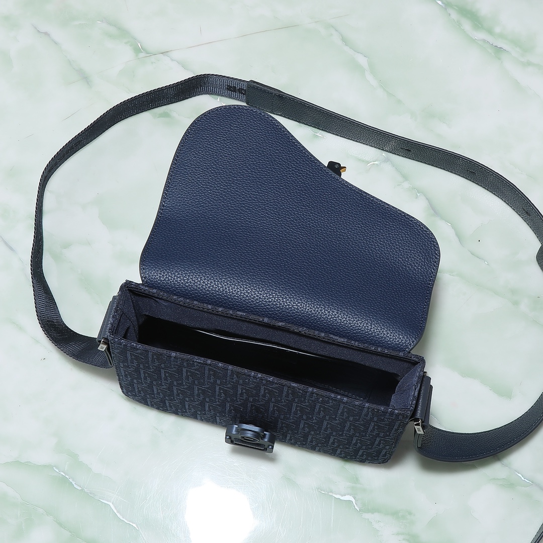 Dior Messenger Bag Cow Leather Blue L-s