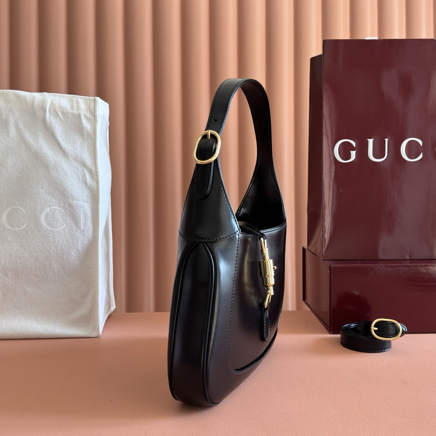 Gucci Basic Bag