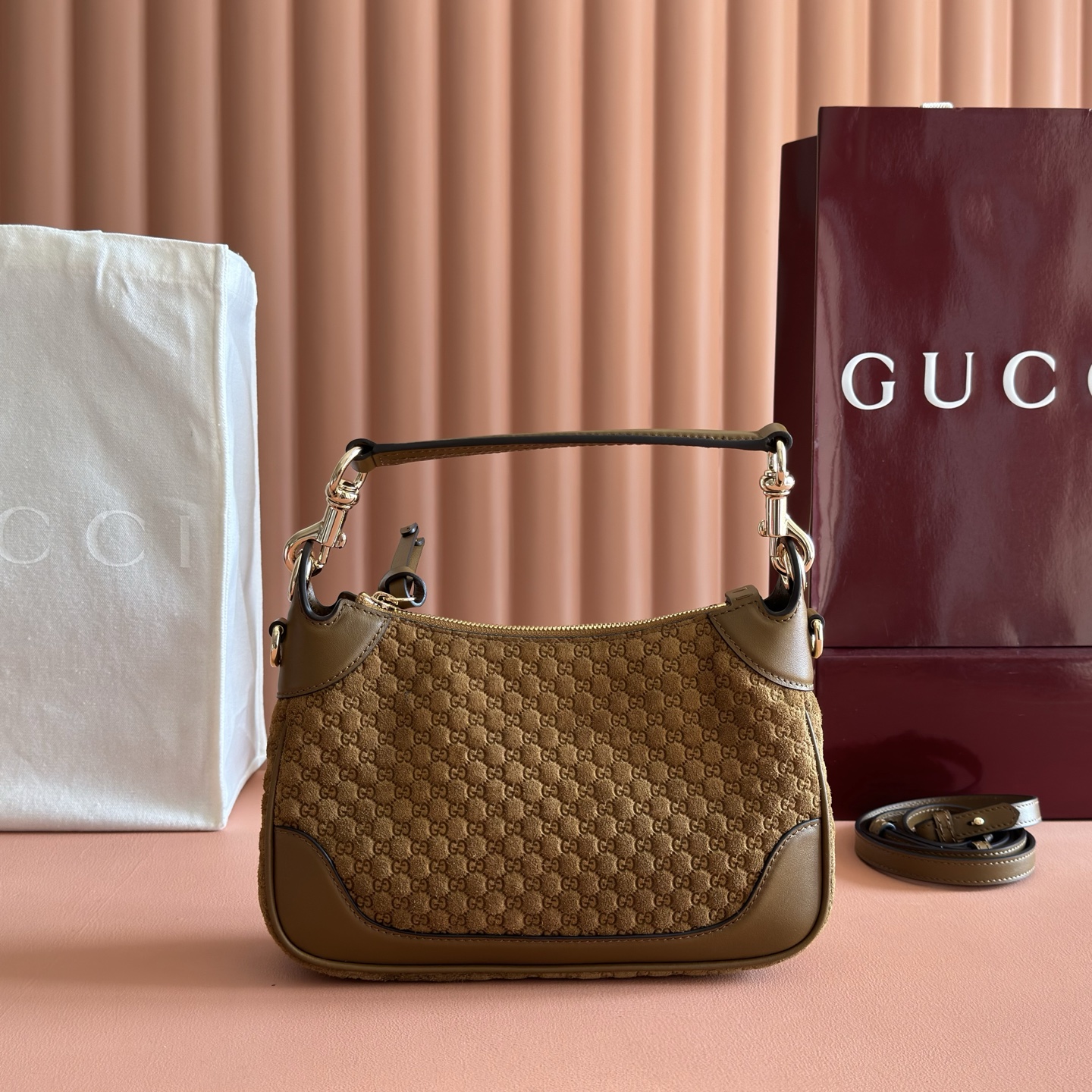 Gucci Basic Bag Brown