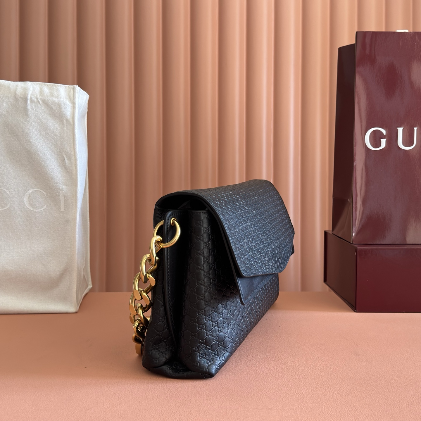 Gucci Basic Bag Black