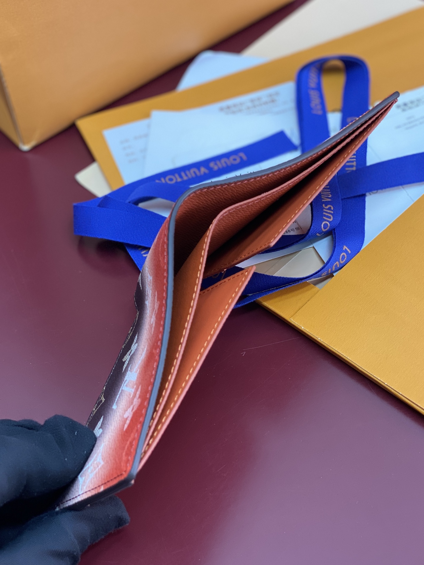 Louis Vuitton Male Basic Bag Canvas M-l