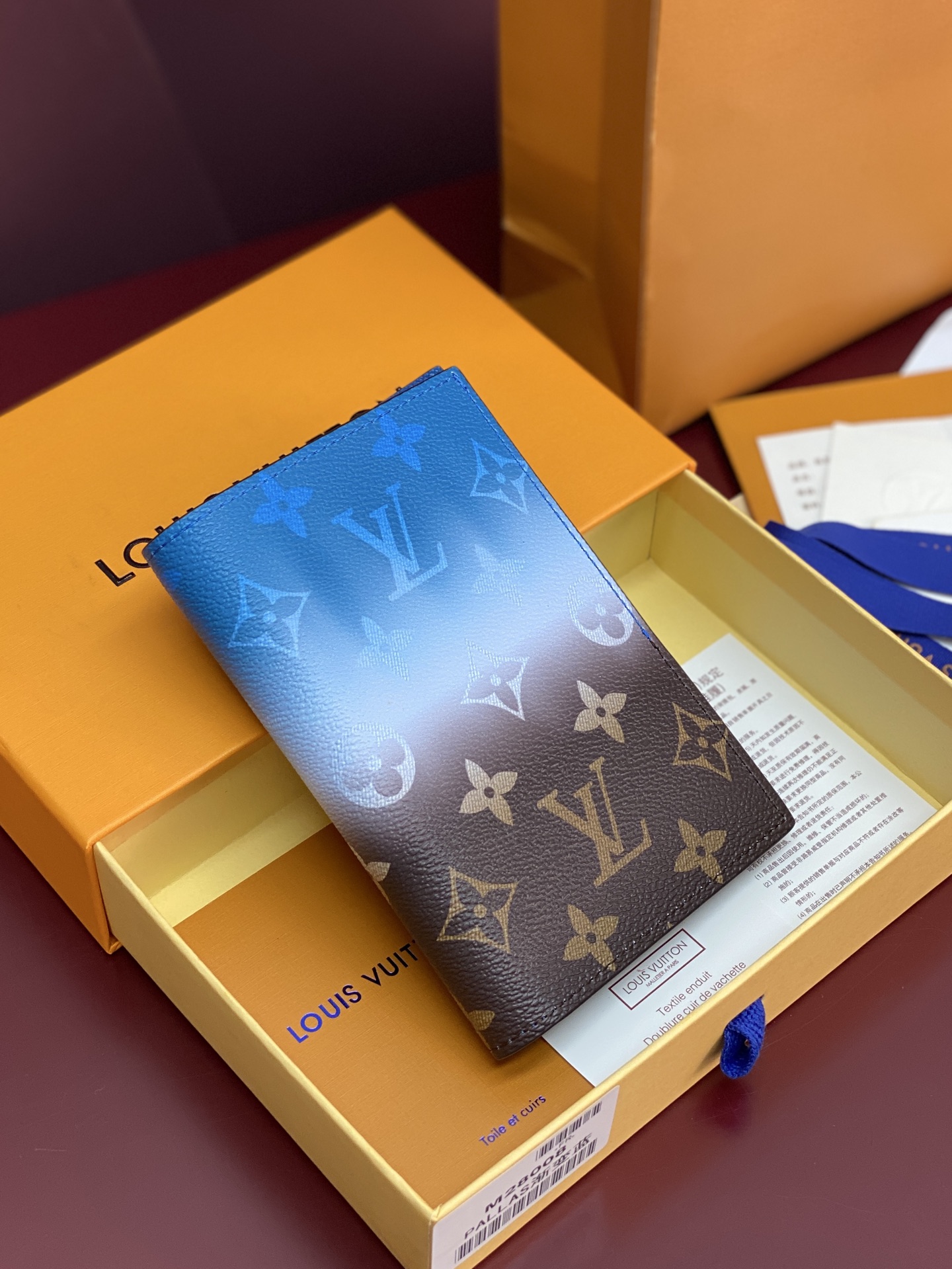 Louis Vuitton Male Basic Bag Canvas 10cm-m-l