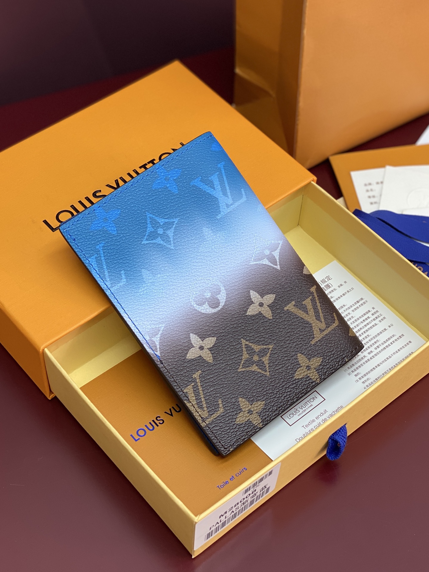 Louis Vuitton Male Basic Bag Canvas 10cm-m-l