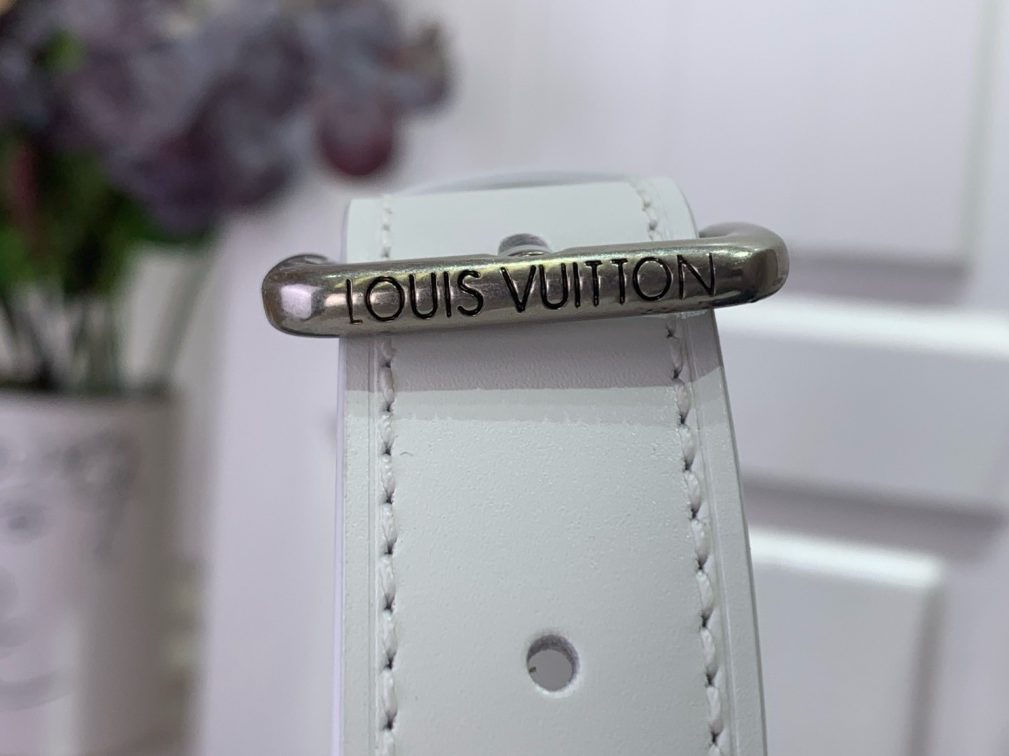 Louis Vuitton Basic Bag Cow Leather White M-s