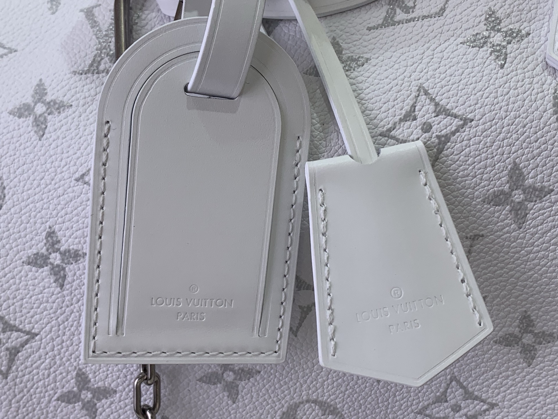 Louis Vuitton Basic Bag Cow Leather White M-s