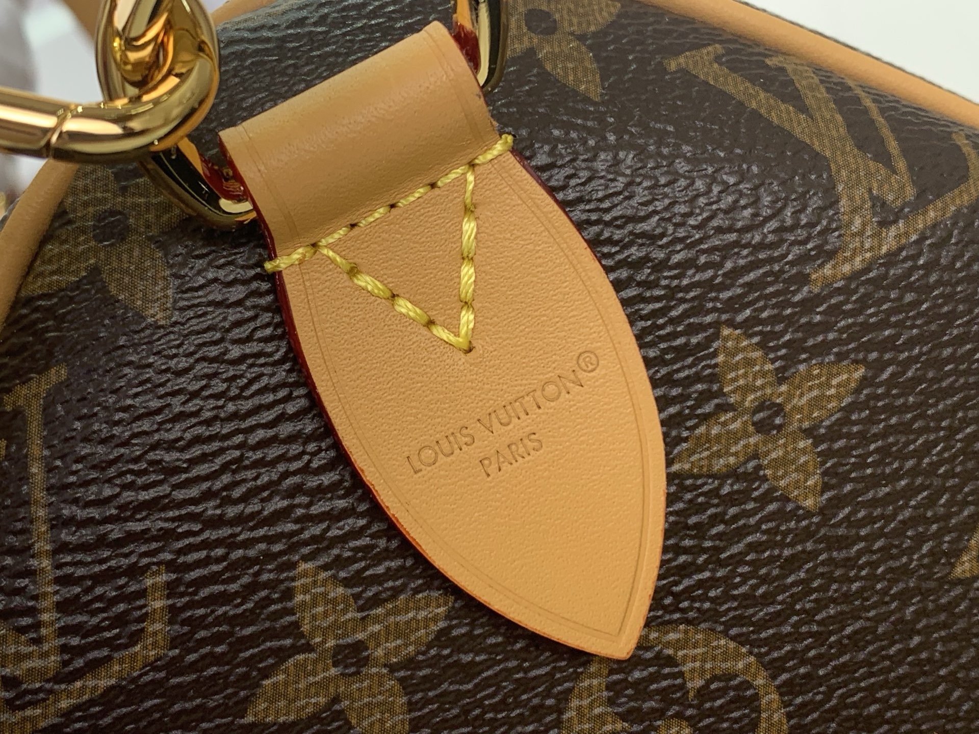 Louis Vuitton Basic Bag Canvas Black M-s