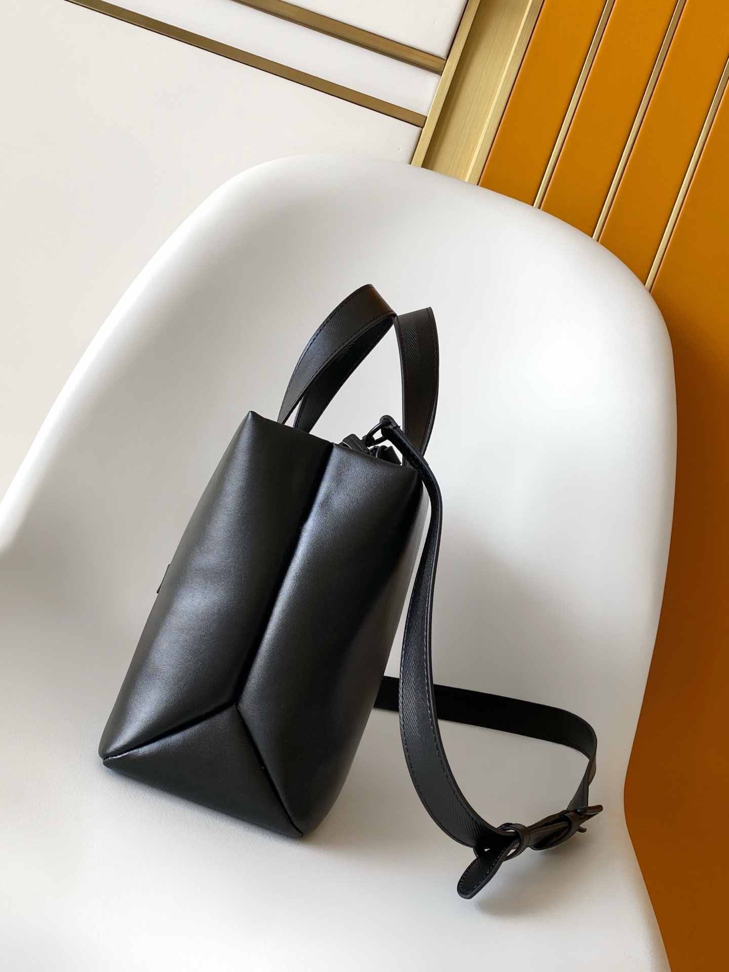 Louis Vuitton Tote Bag Cow Leather Black M-l-s