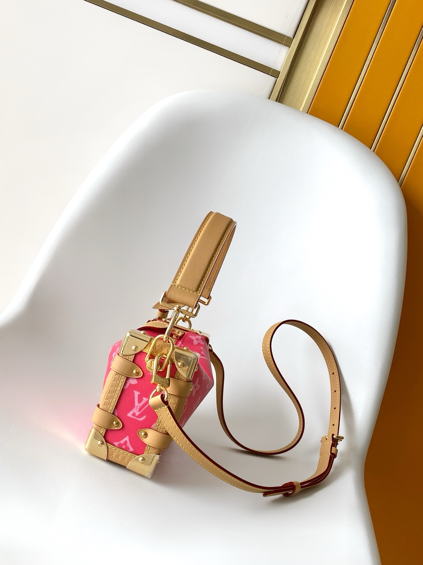 Louis Vuitton Basic Bag Cow Leather Gold M-s