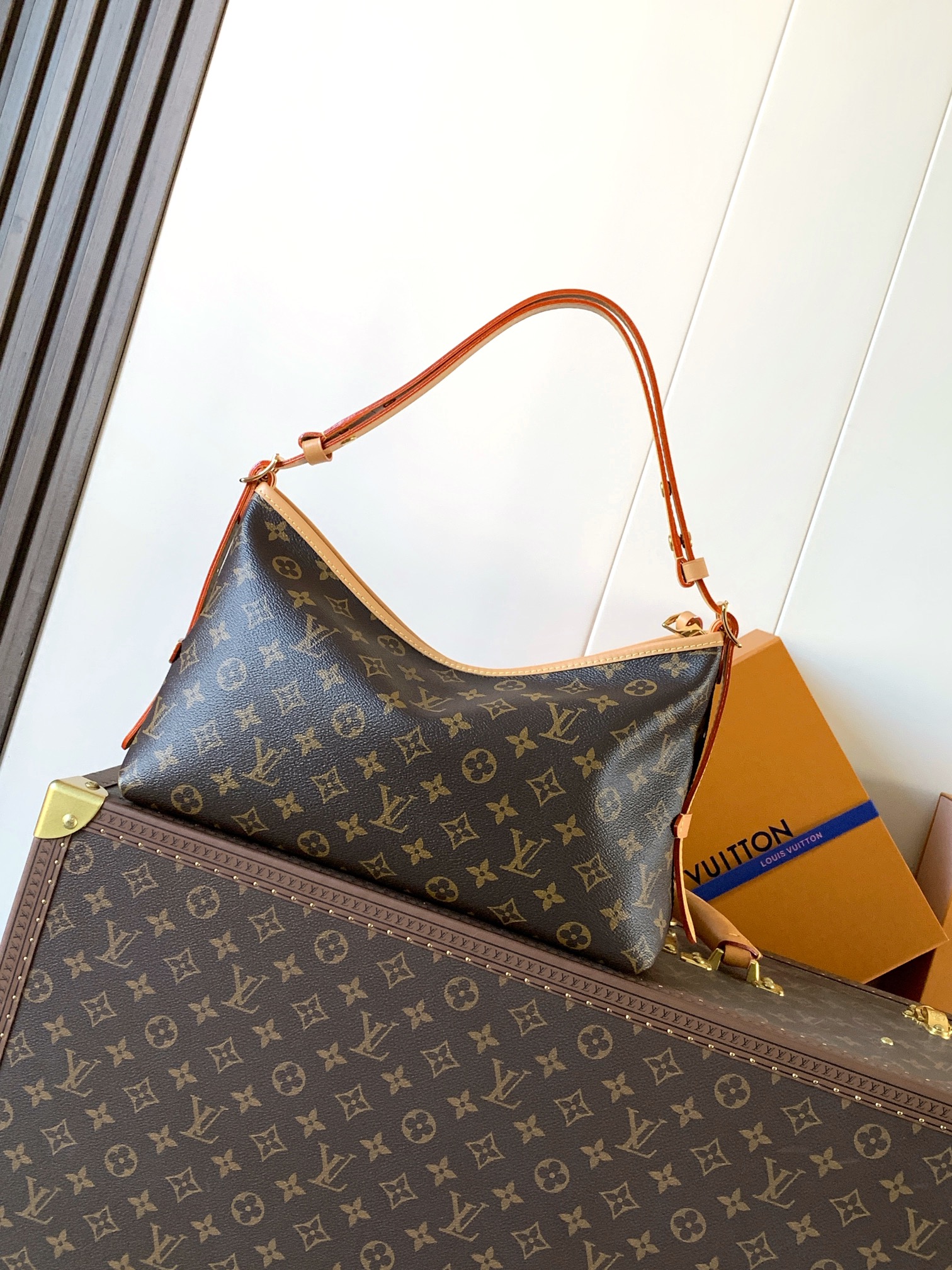 Louis Vuitton Clutch Bag Cow Leather Gold M-l-s