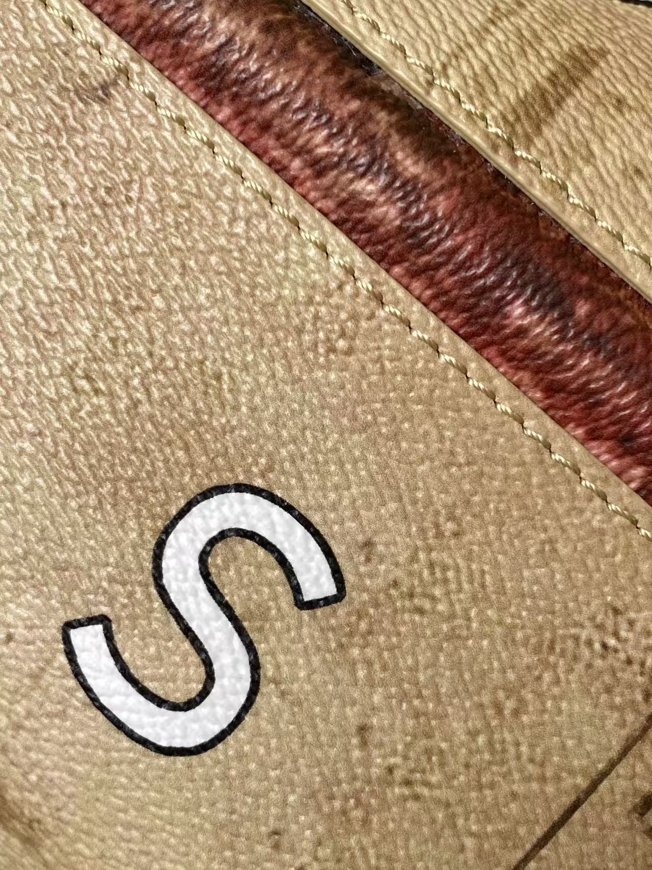 Louis Vuitton Basic Bag Canvas M-l-s