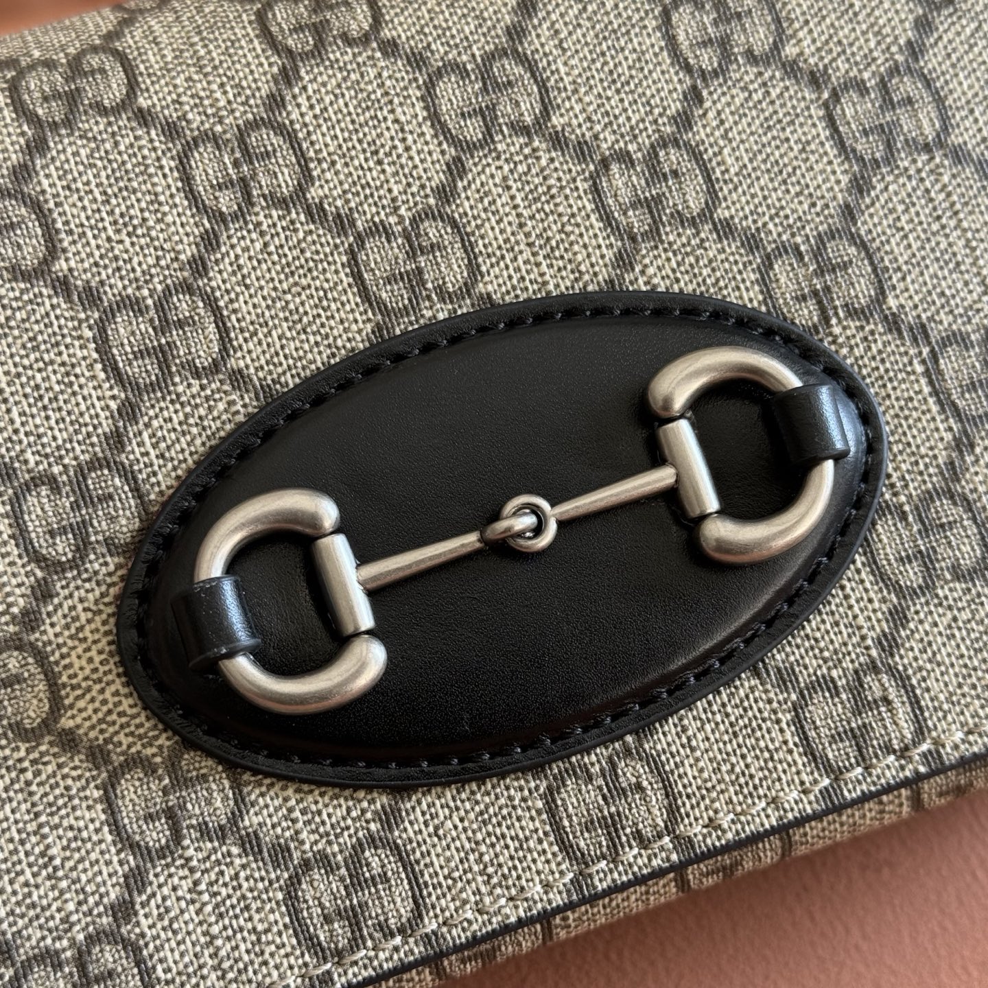 Gucci Basic Bag Canvas Black M-s