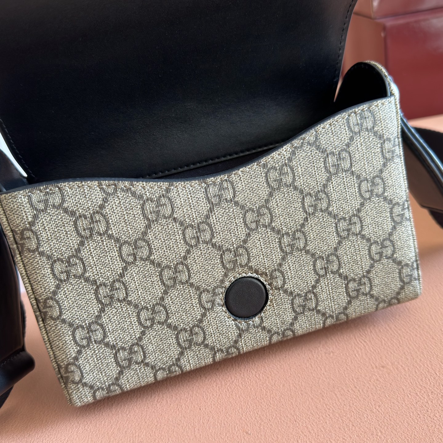 Gucci Basic Bag Canvas Black M-s