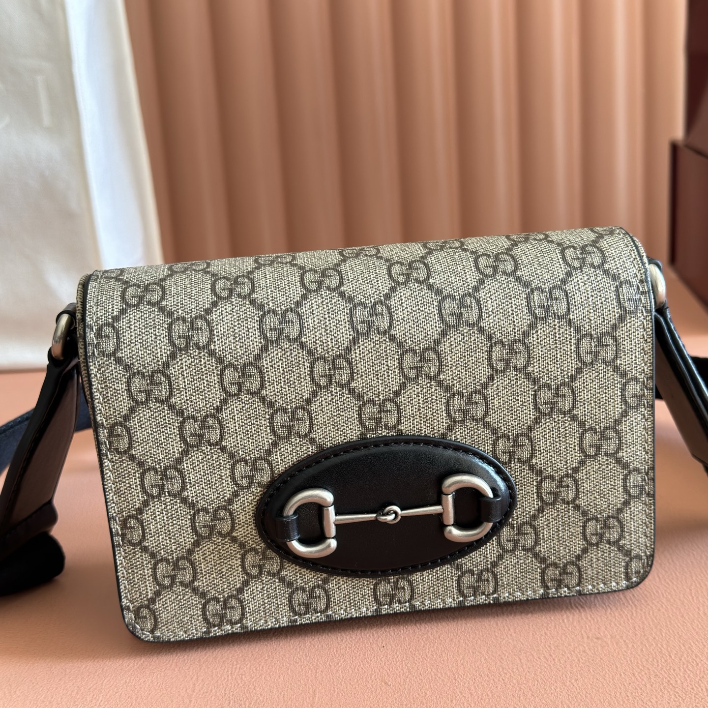 Gucci Basic Bag Canvas Black M-s