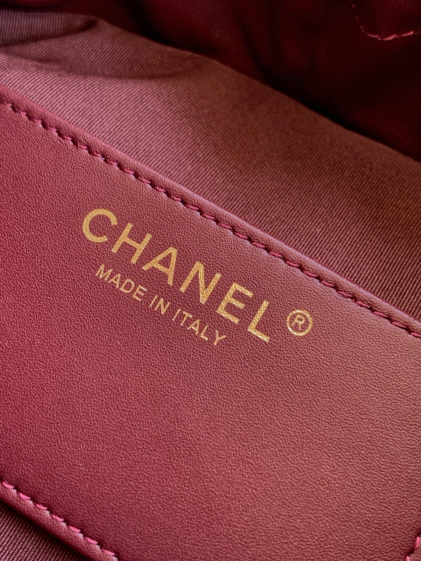 Chanel Basic Bag Red 17cm-l