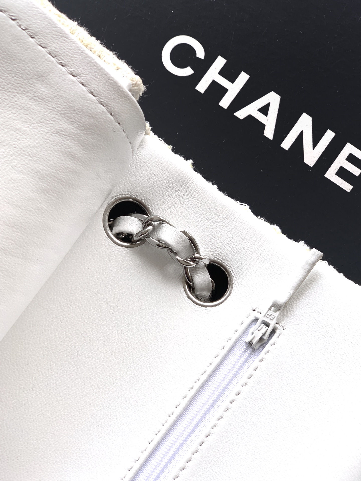 Chanel Basic Bag 23cm-25cm-m-l