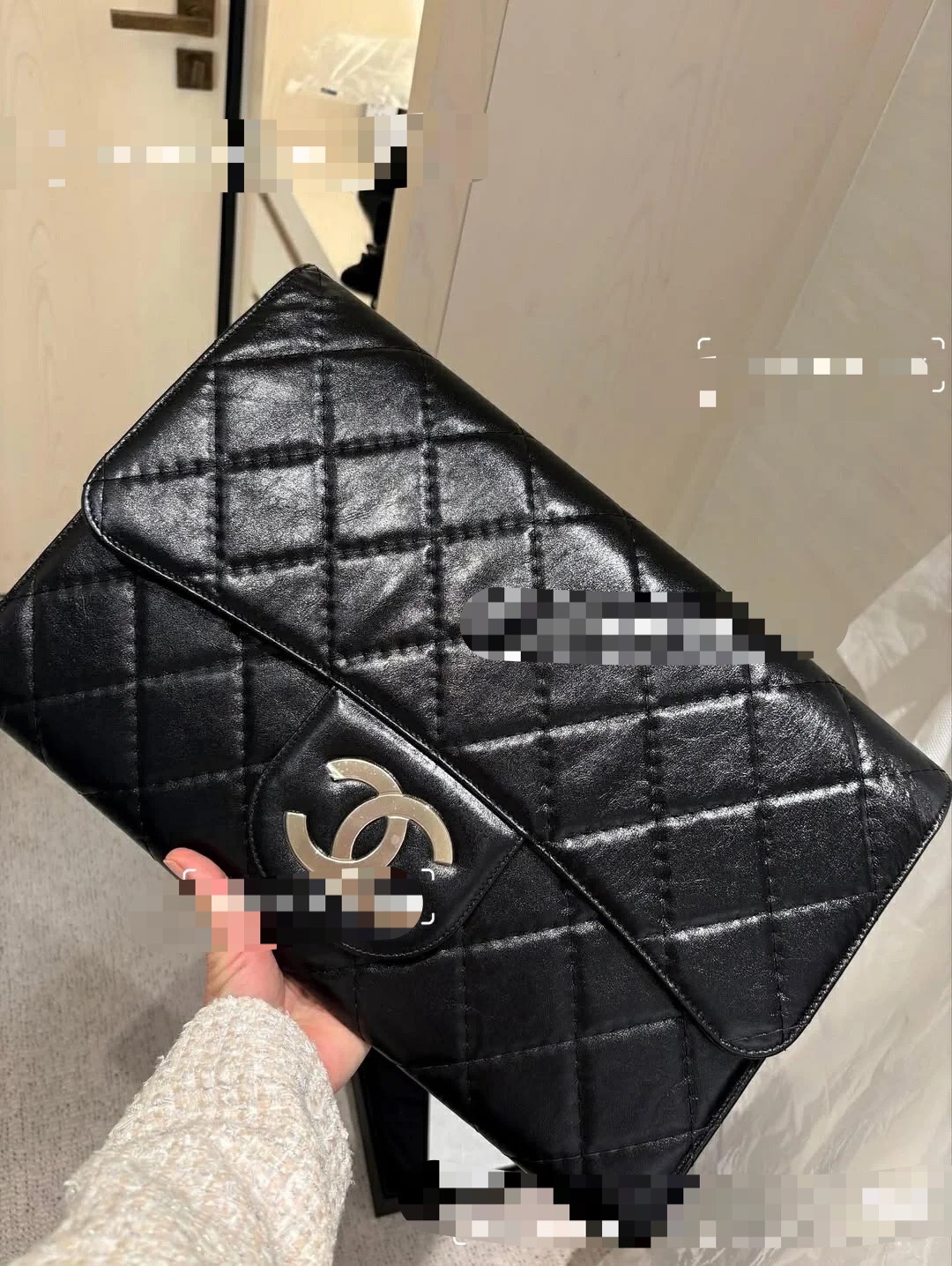 Chanel Clutch Bag Black M-l