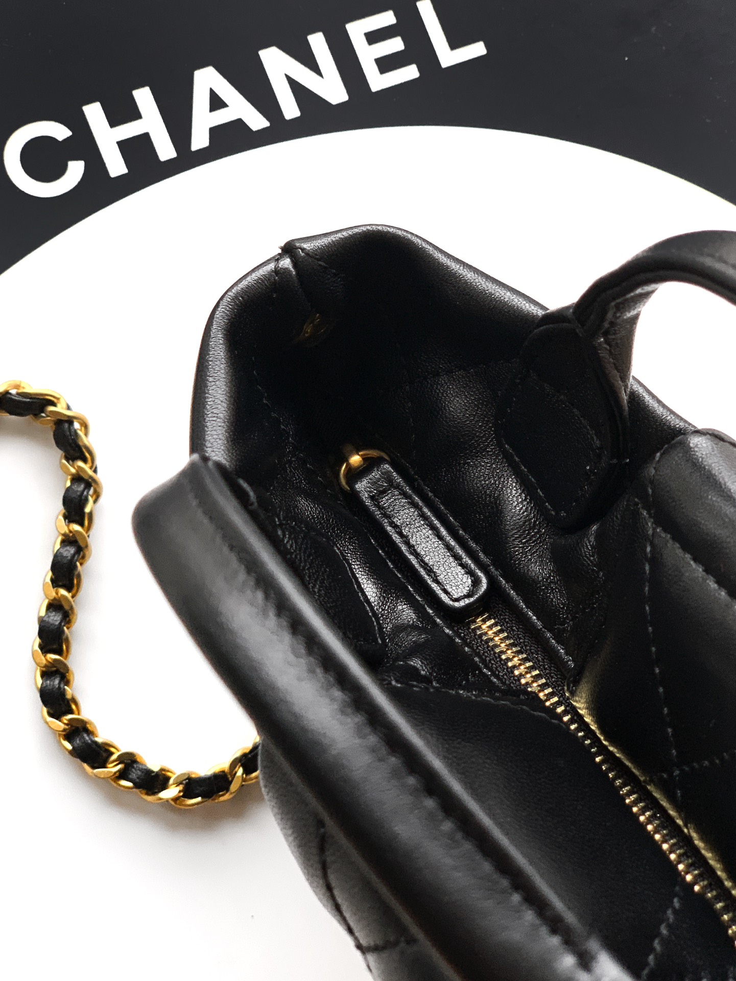 Chanel Female Basic Bag Sheepskin Black Waterproof M-l