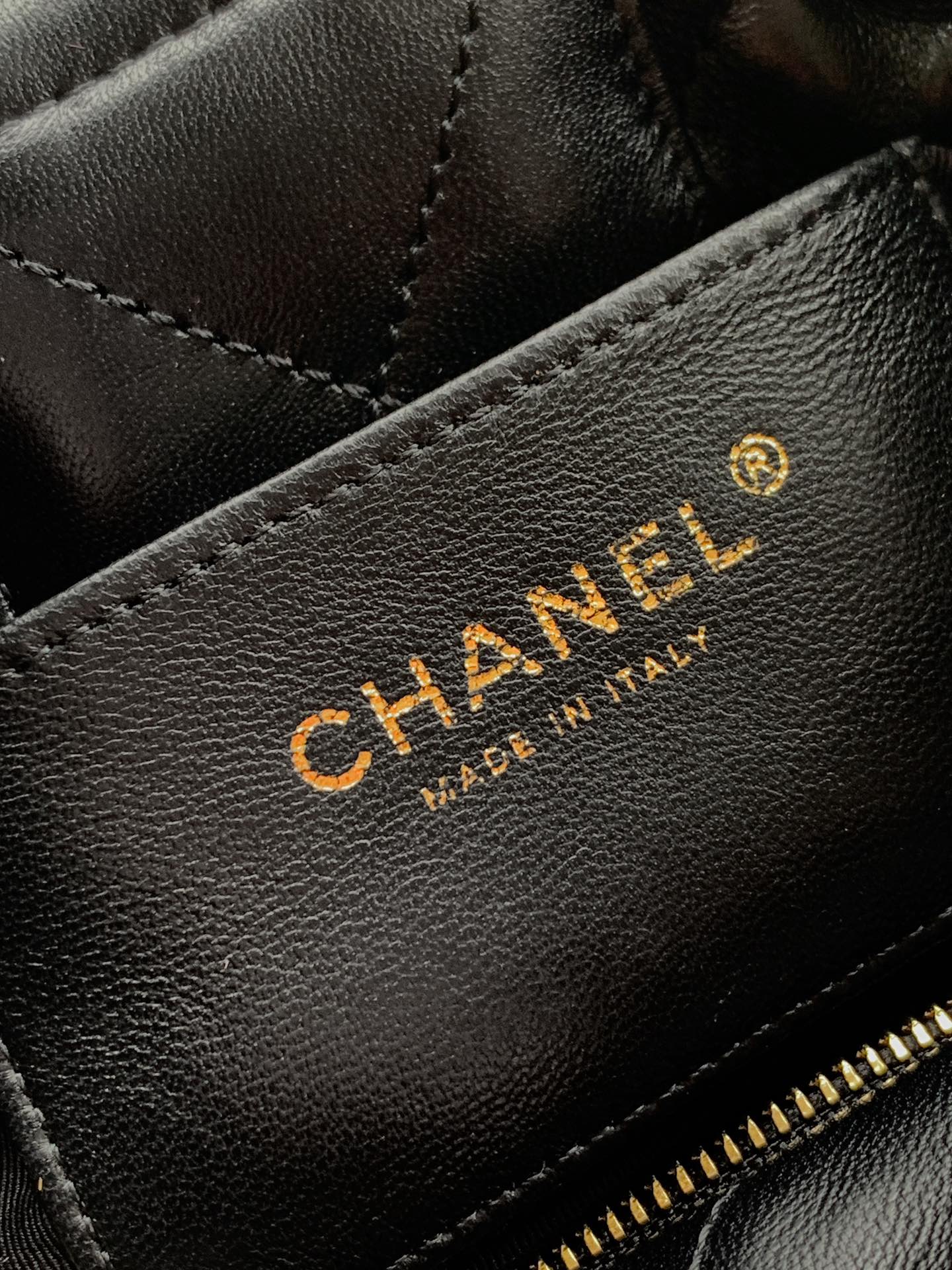 Chanel Female Basic Bag Sheepskin Black Waterproof M-l