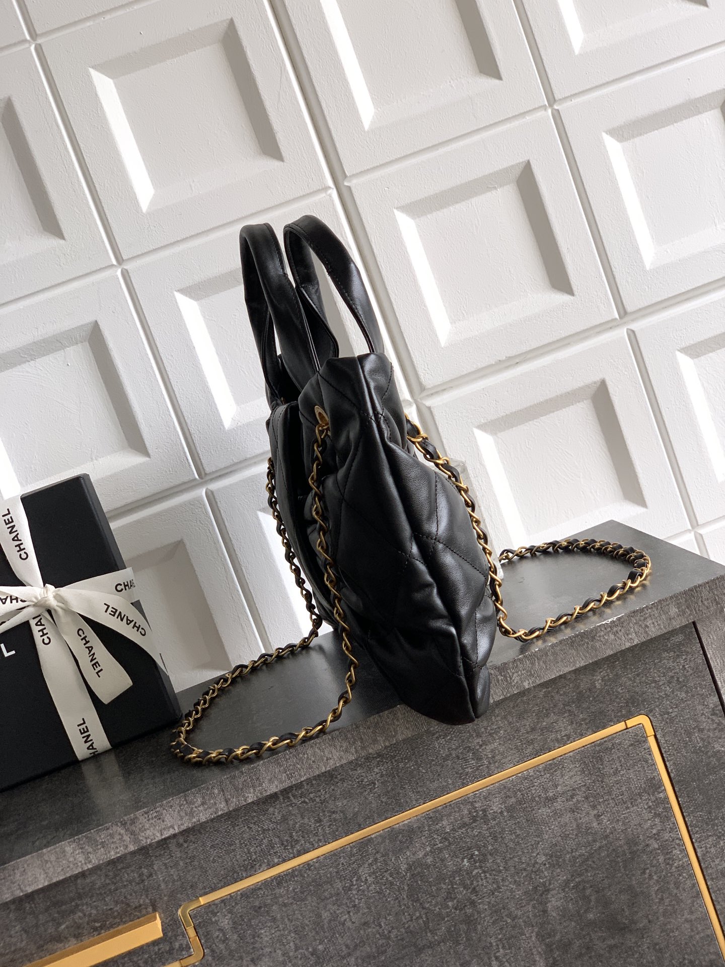 Chanel Female Basic Bag Sheepskin Black Waterproof M-l