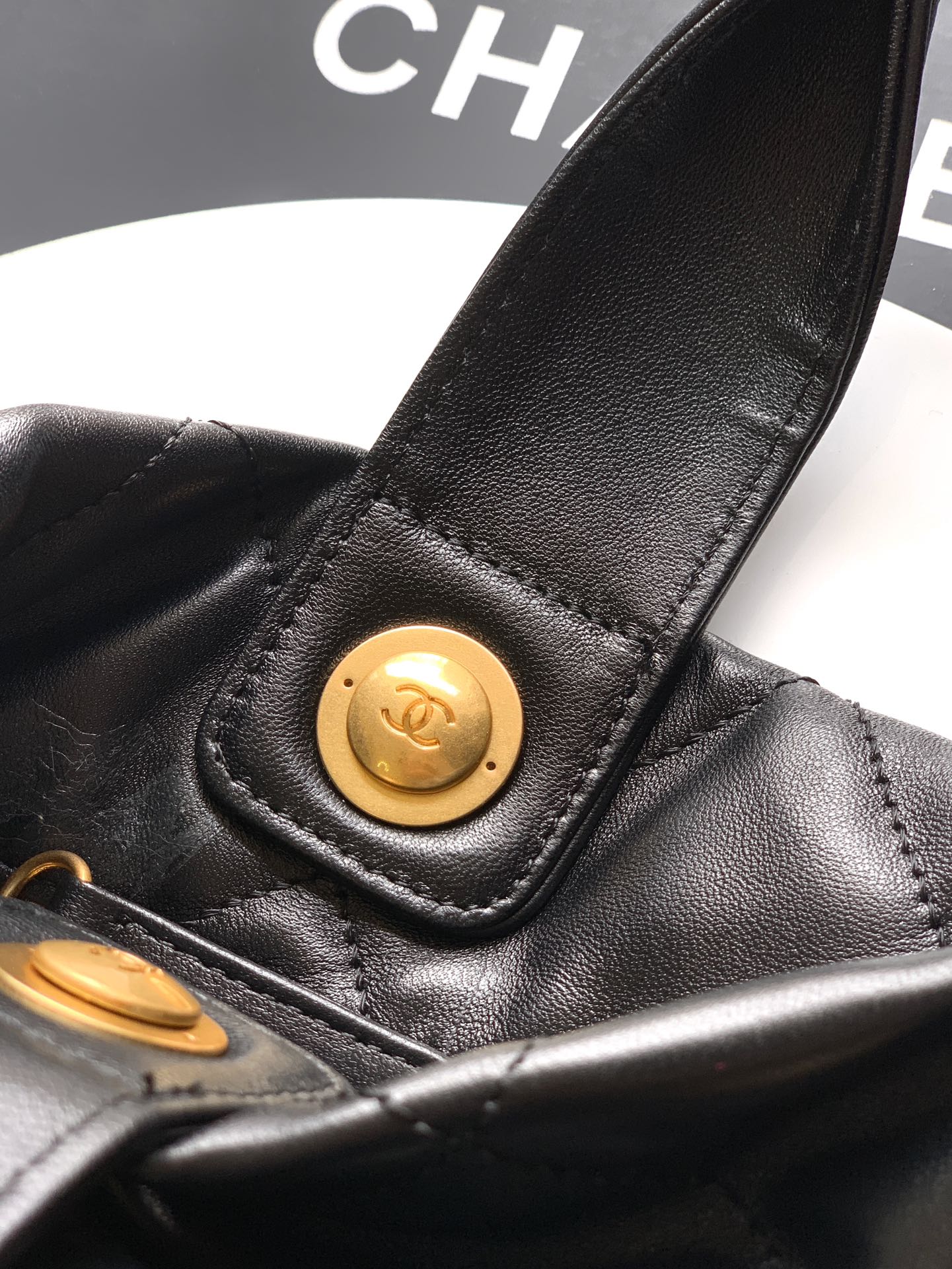 Chanel Female Basic Bag Sheepskin Black Waterproof M-l