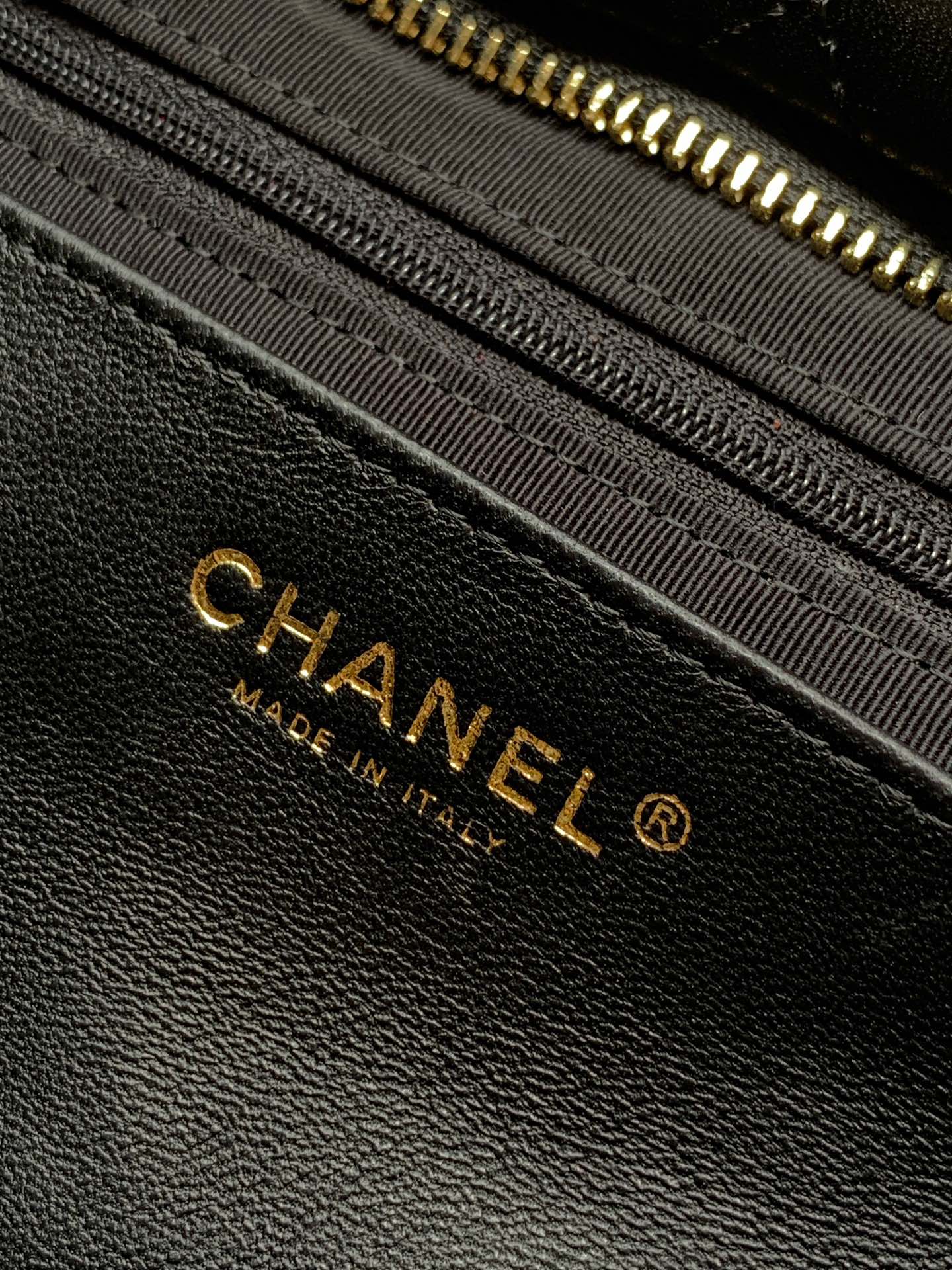 Chanel Female Basic Bag Sheepskin Black Waterproof M-l