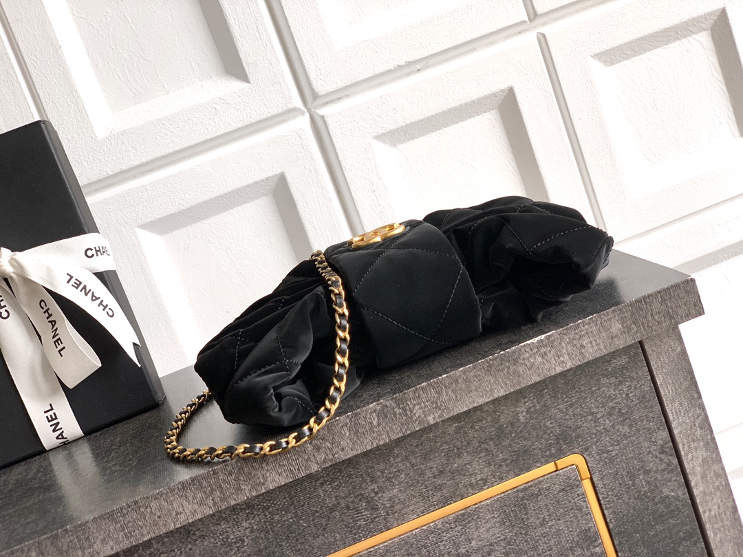 Chanel Female Basic Bag Sheepskin Black Waterproof 26cm-l