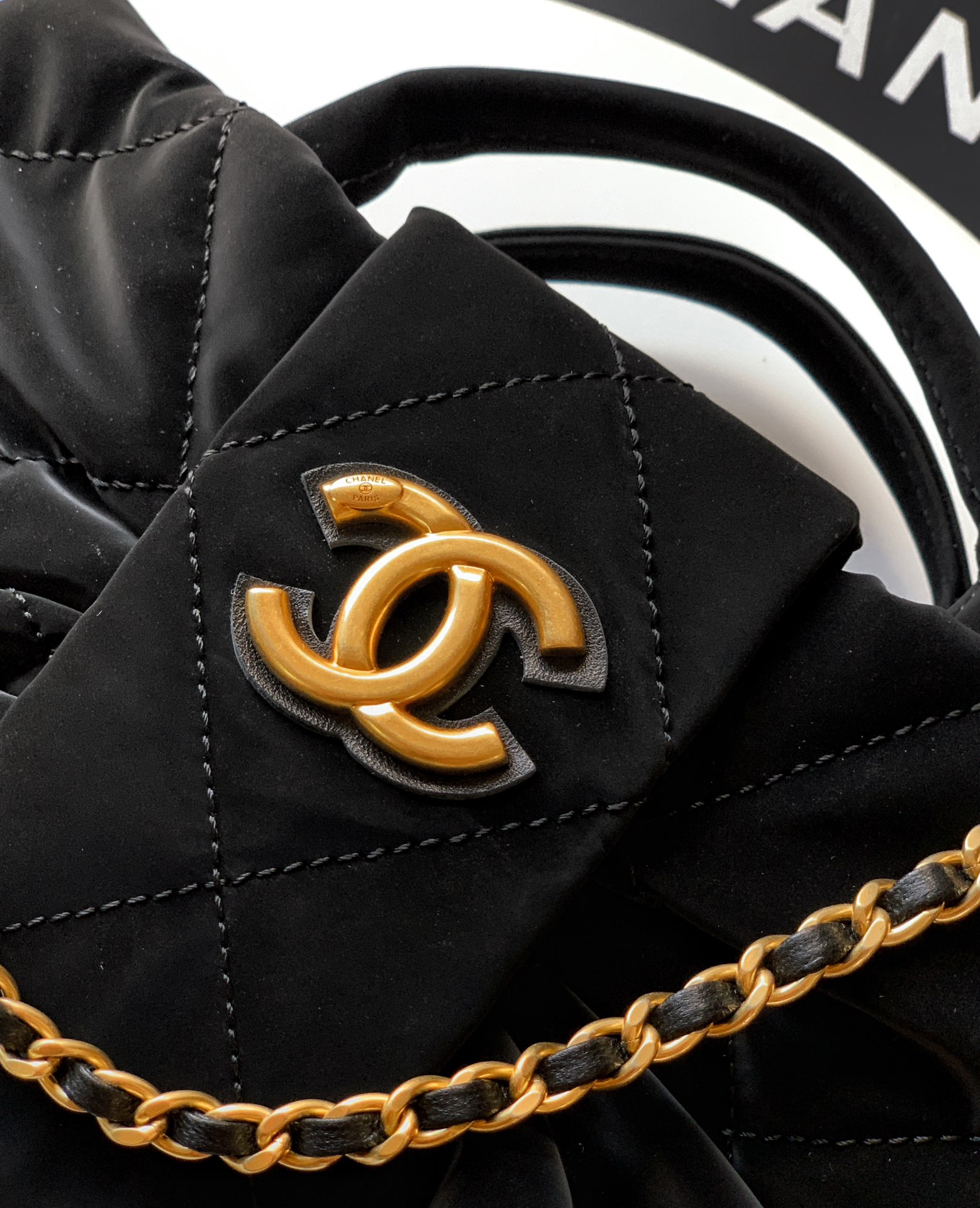 Chanel Female Basic Bag Sheepskin Black Waterproof 26cm-l