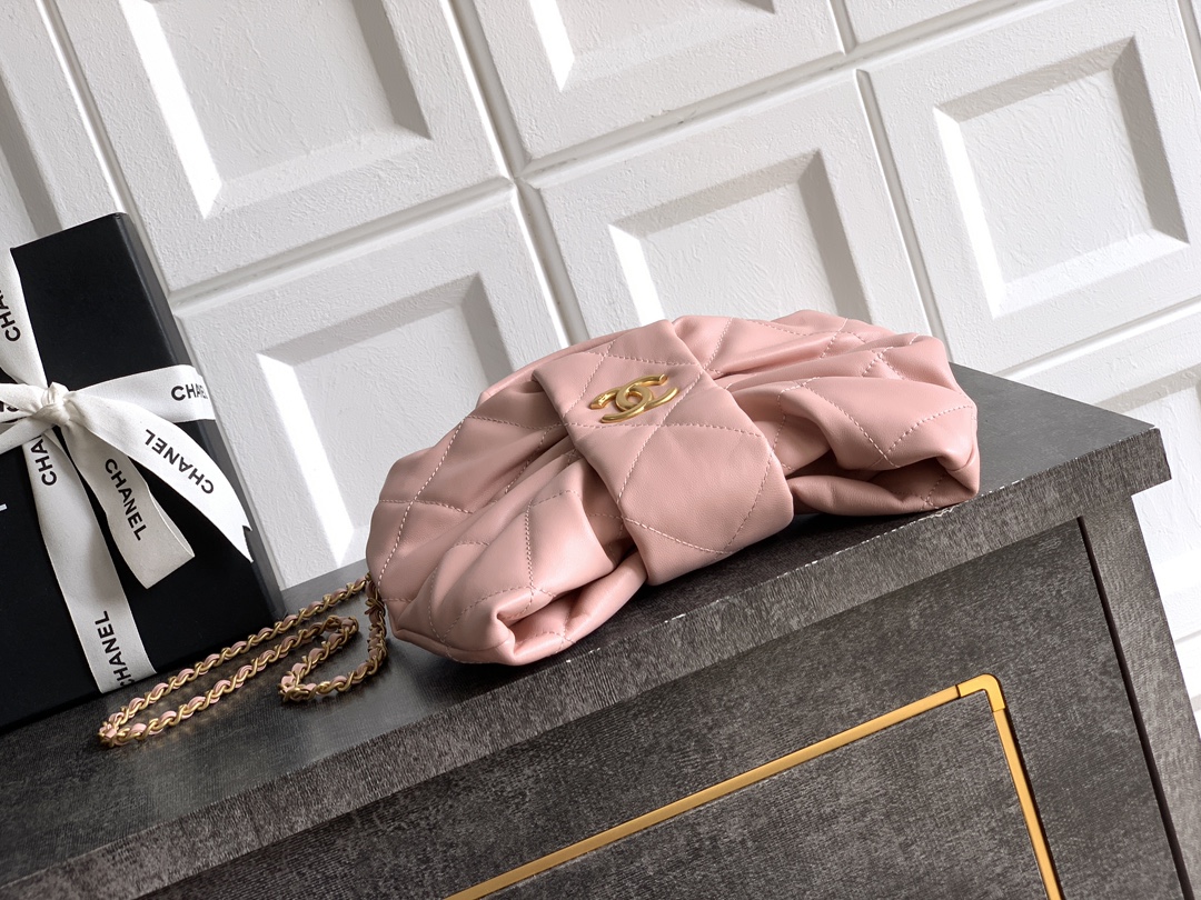 Chanel Female Basic Bag Sheepskin Black Waterproof M-l