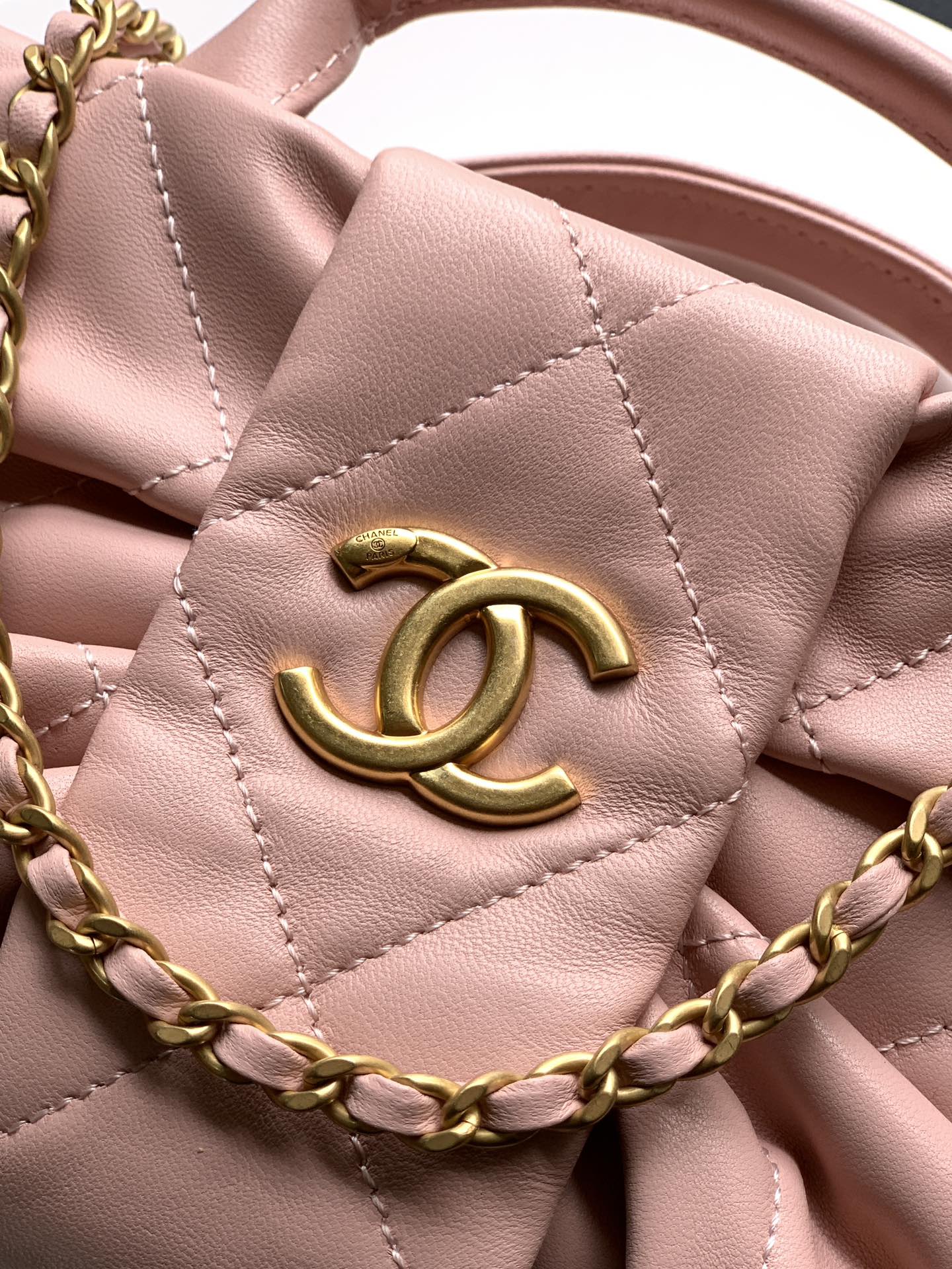 Chanel Female Basic Bag Sheepskin Black Waterproof M-l