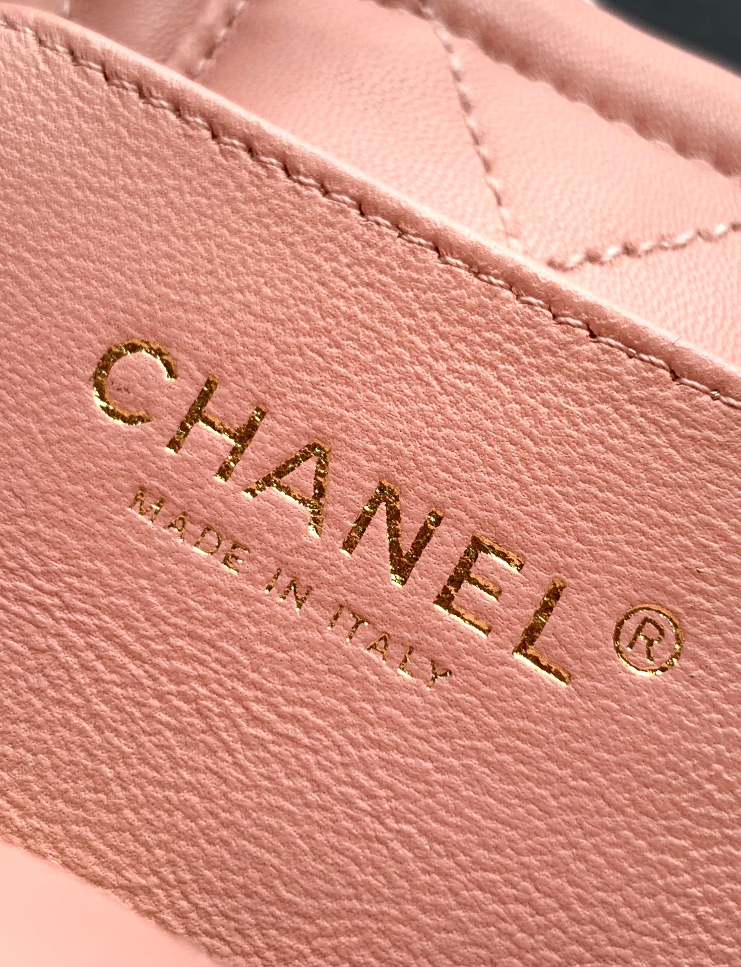 Chanel Female Basic Bag Sheepskin Black Waterproof M-l